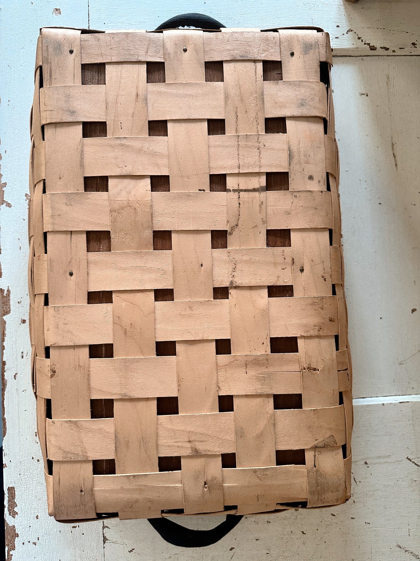 Vintage Shallow Pie Basket