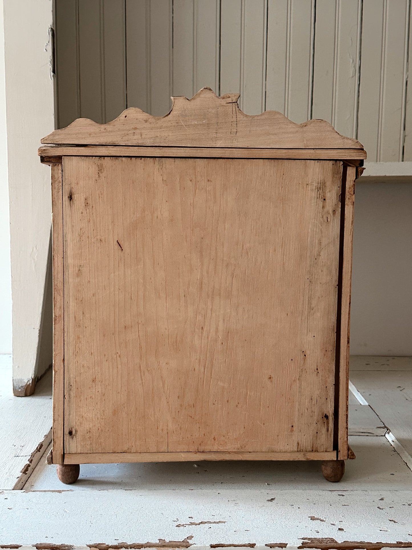 Antique Tabletop Size Pine Dresser