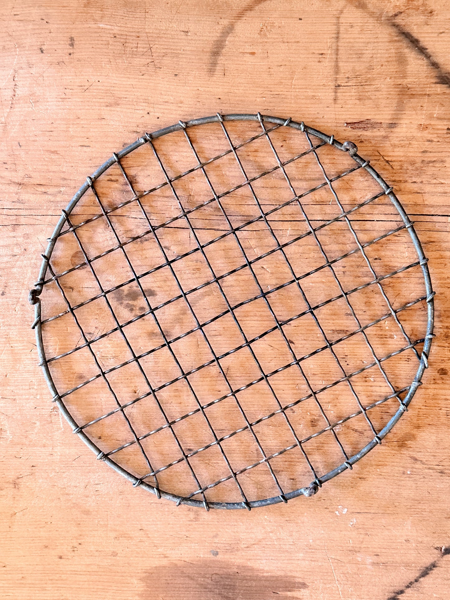 Vintage Metal Wire Drying Rack