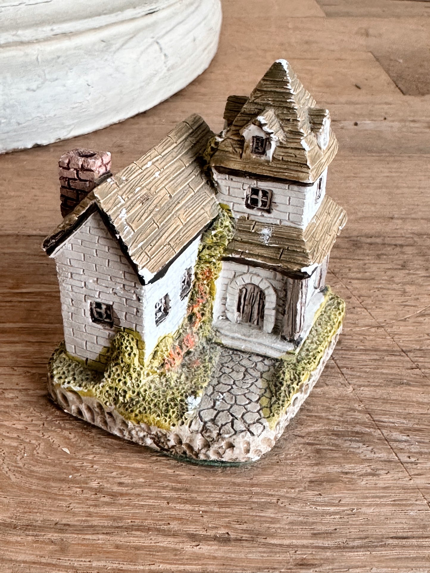 Collection of Vintage Miniature Cottages