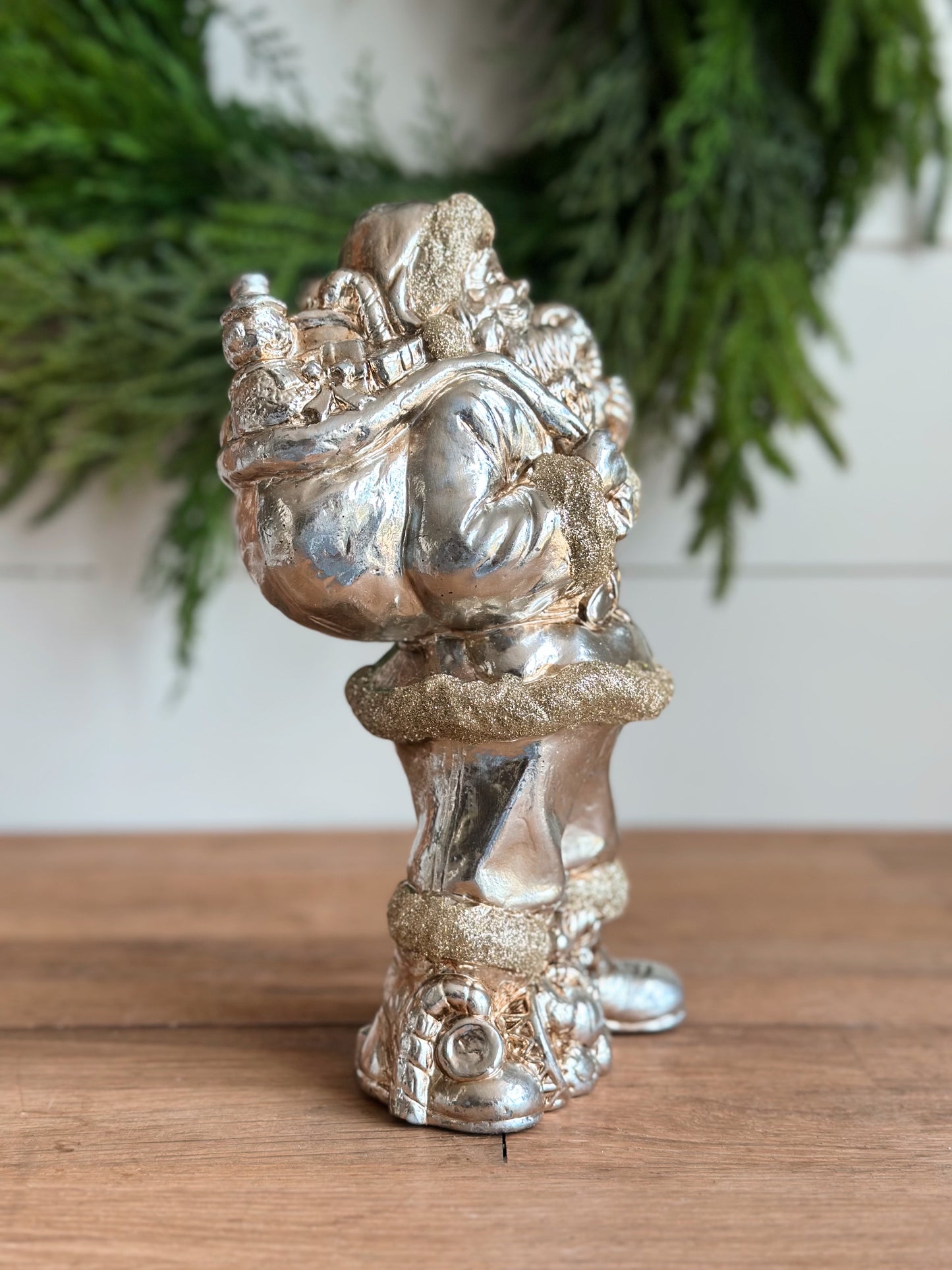 Antiqued Silver Santas