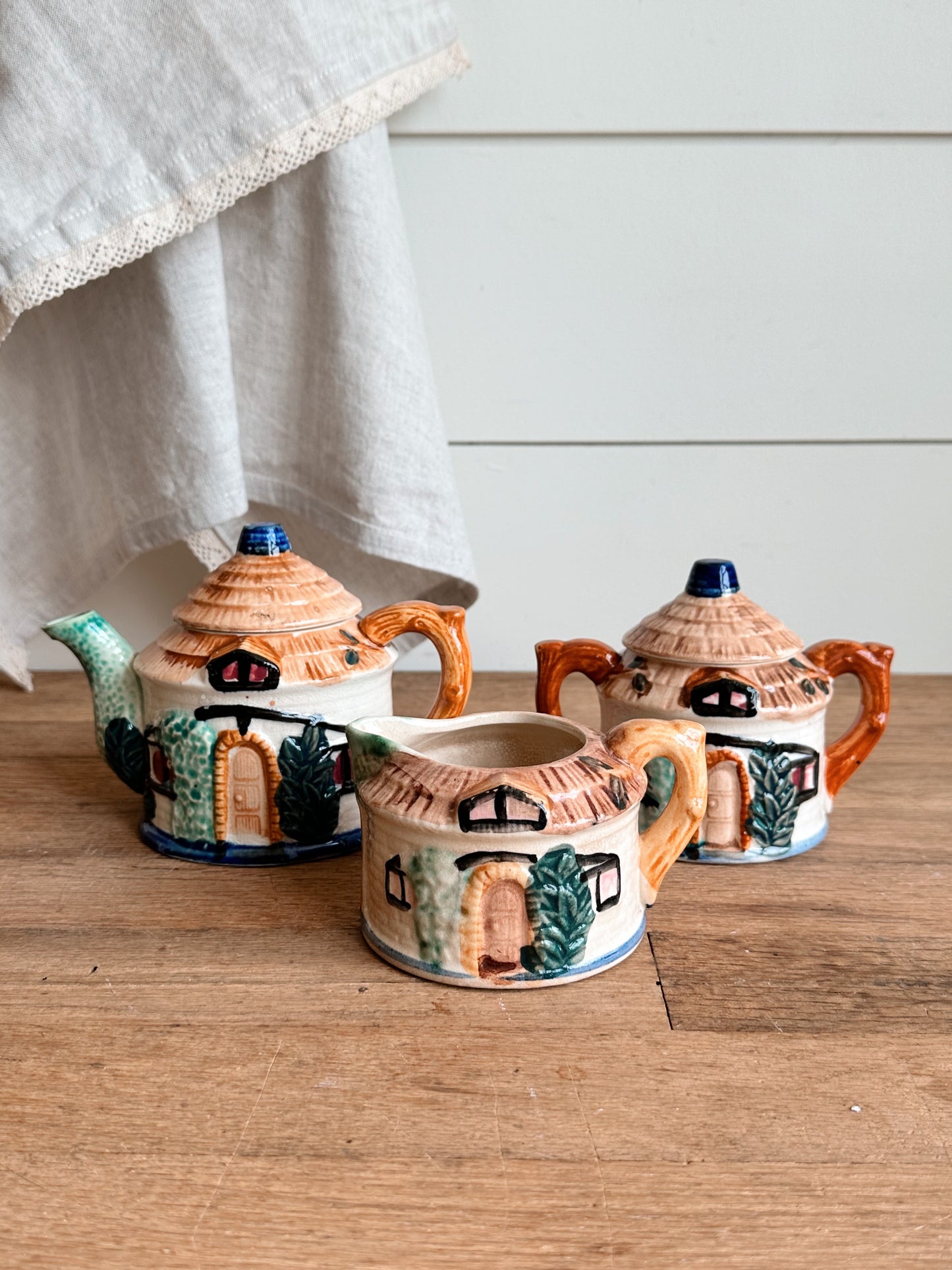 Vintage Cottage Tea Set