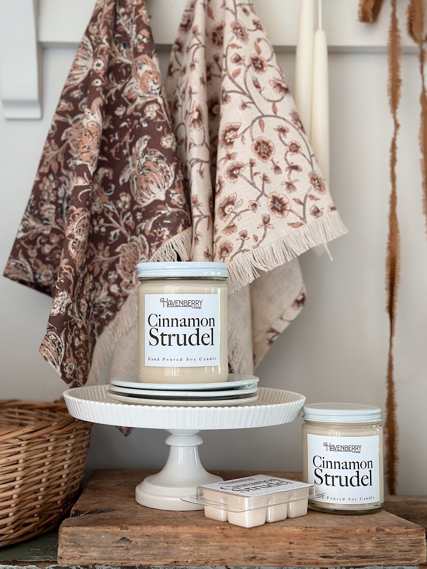 Hand Poured Cinnamon Strudel Candle