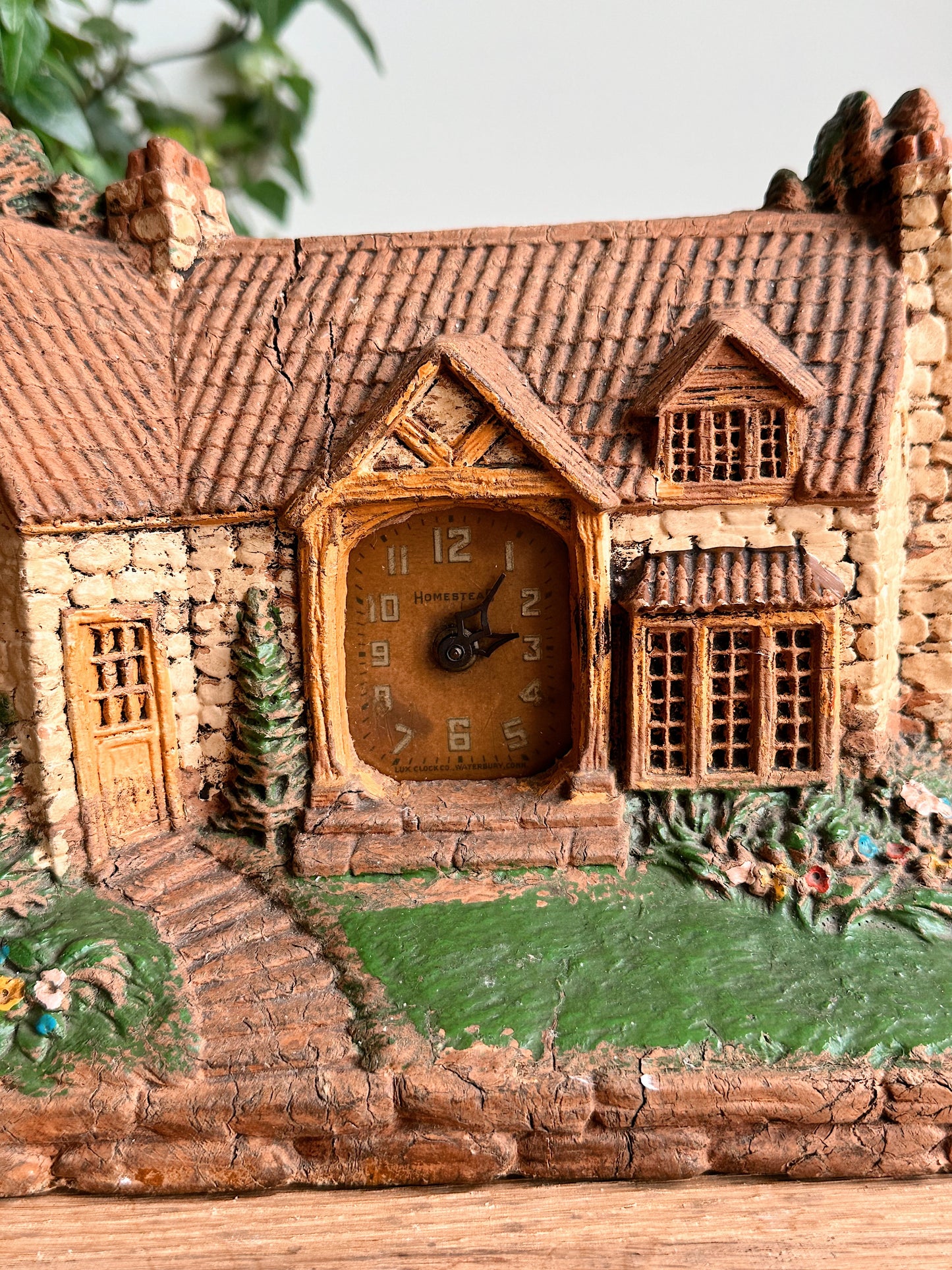 Vintage Homestead Cottage Clock