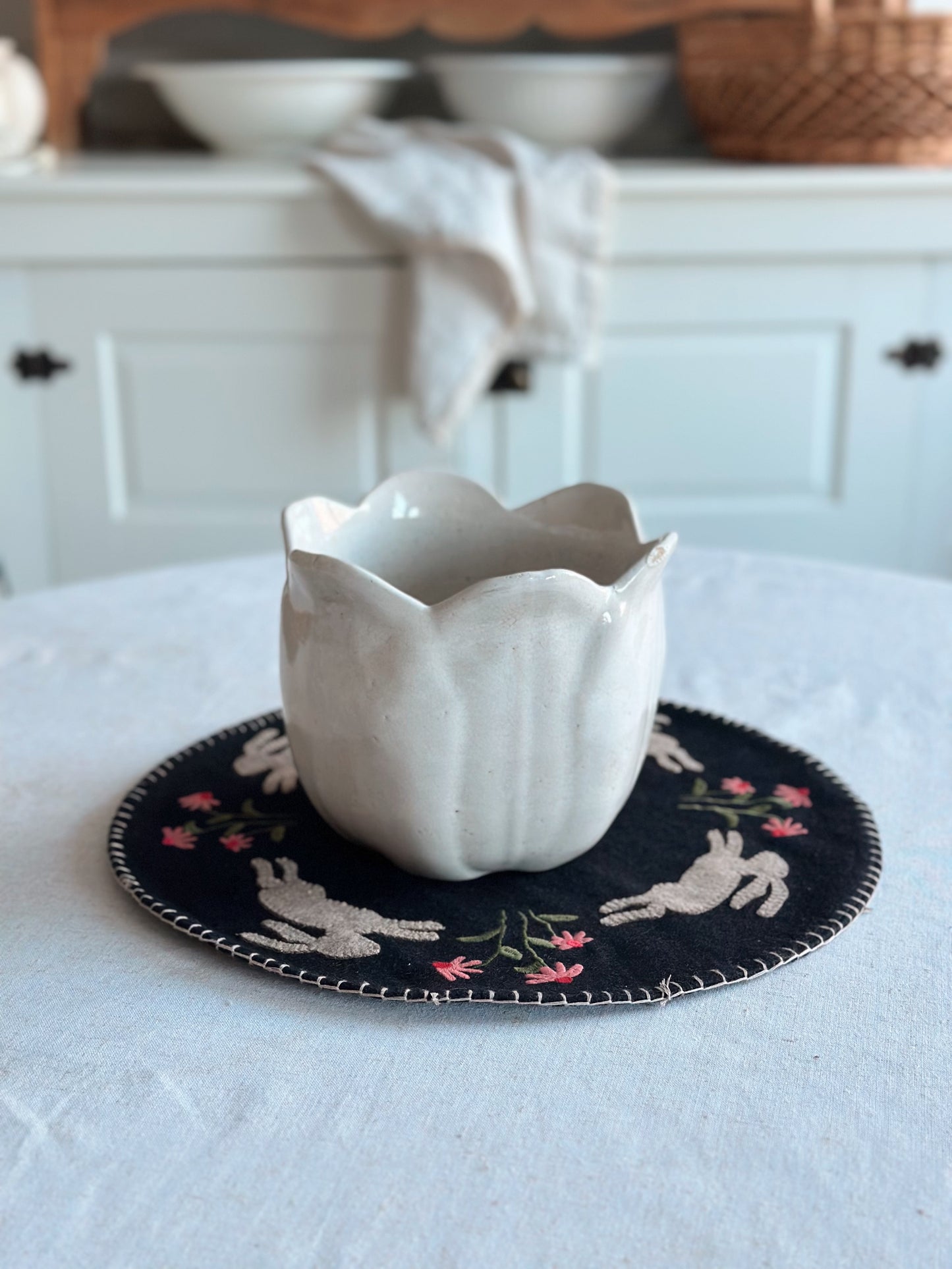 Appliqué Bunny Candle Mat