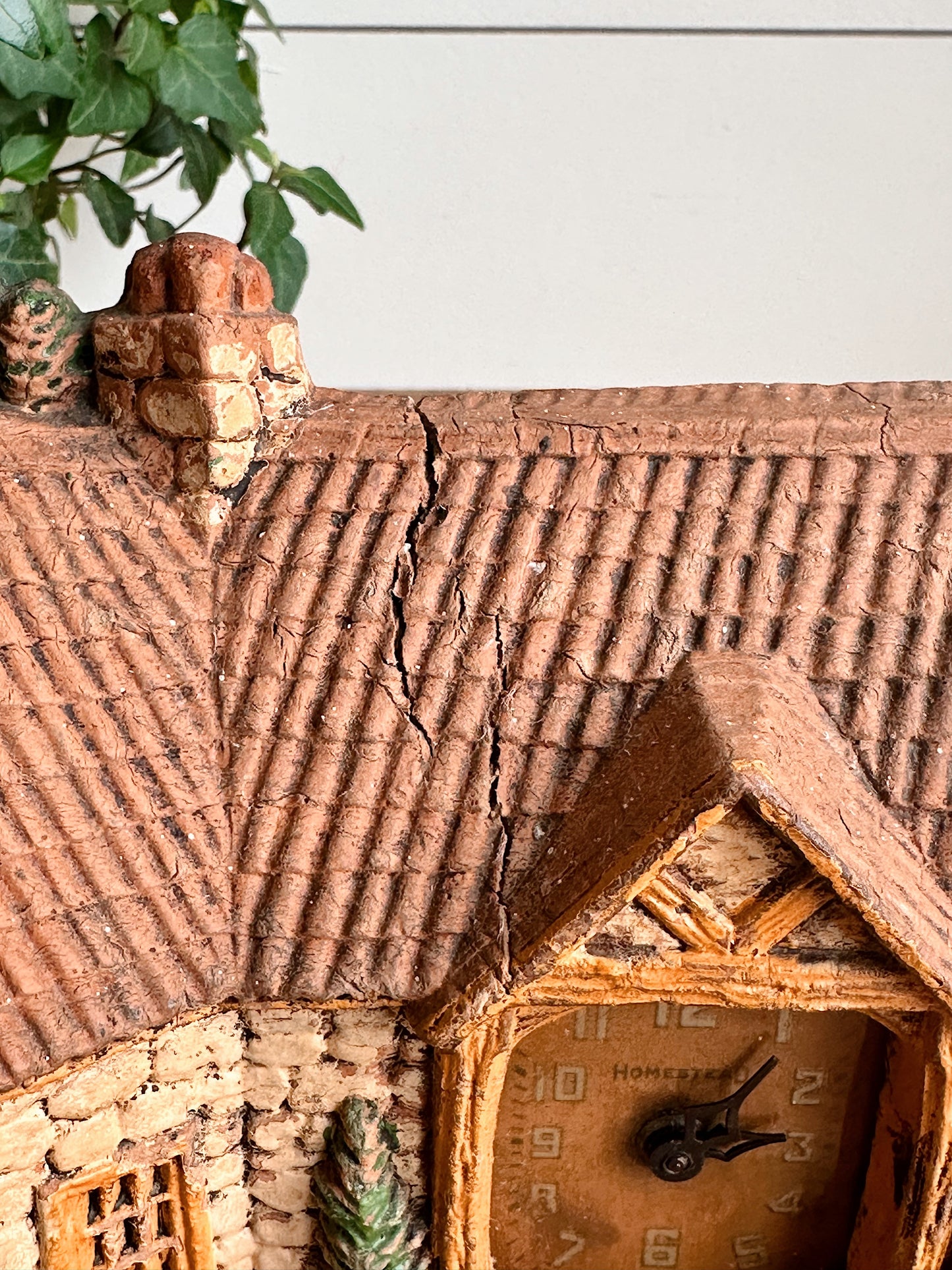 Vintage Homestead Cottage Clock