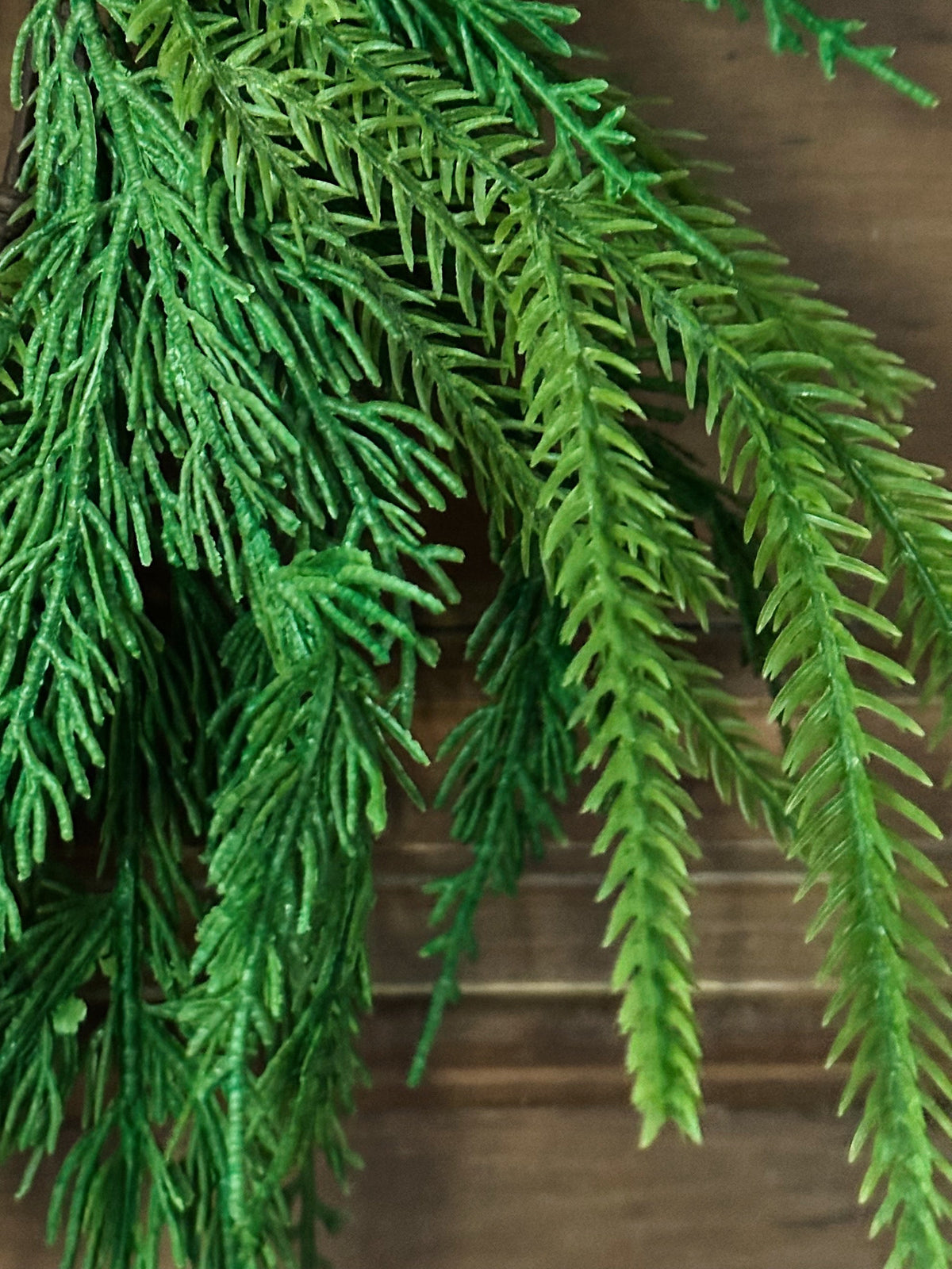 Wispy Soft Touch Redwood & Cedar Wreath