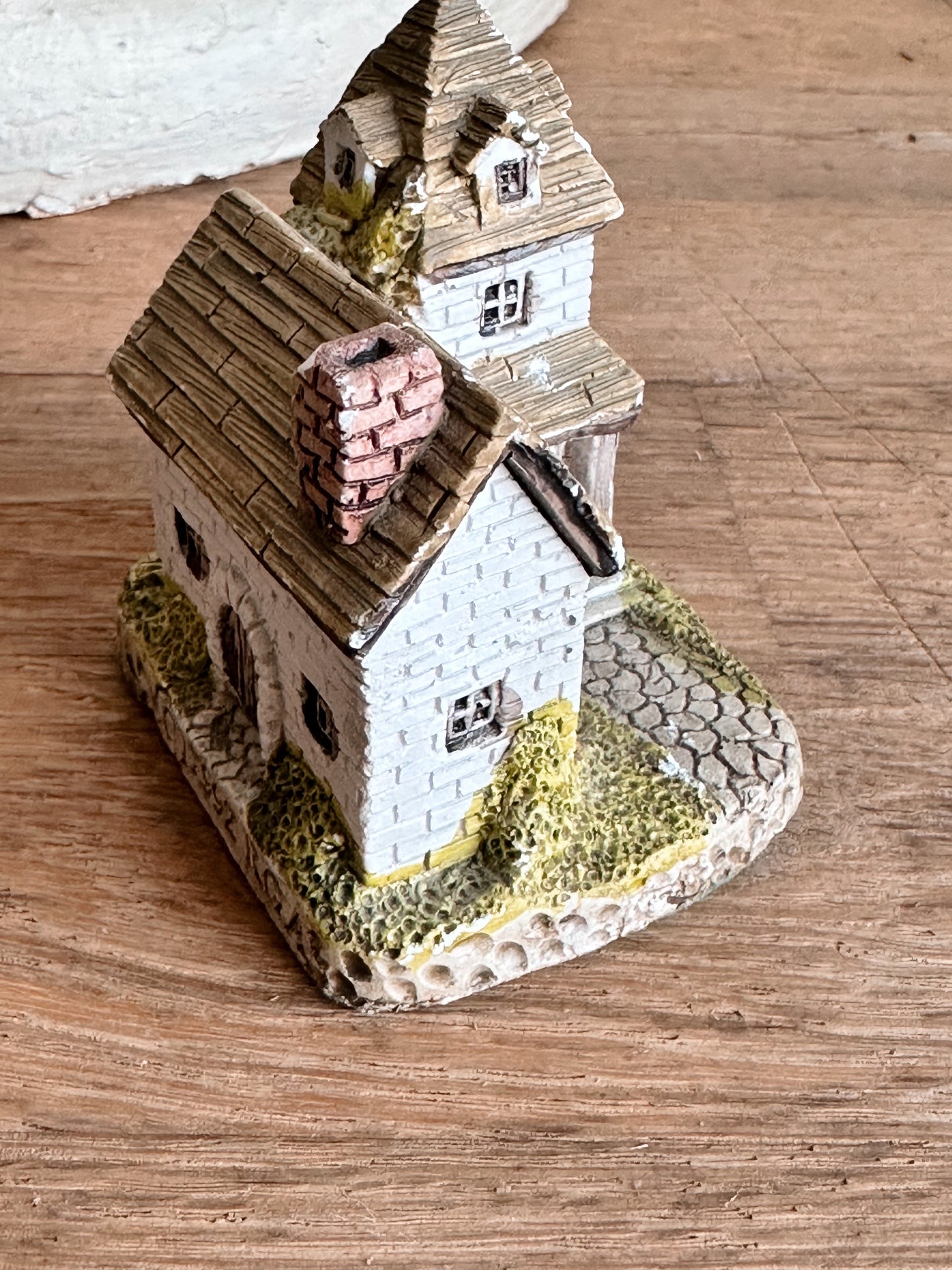 Collection of Vintage Miniature Cottages