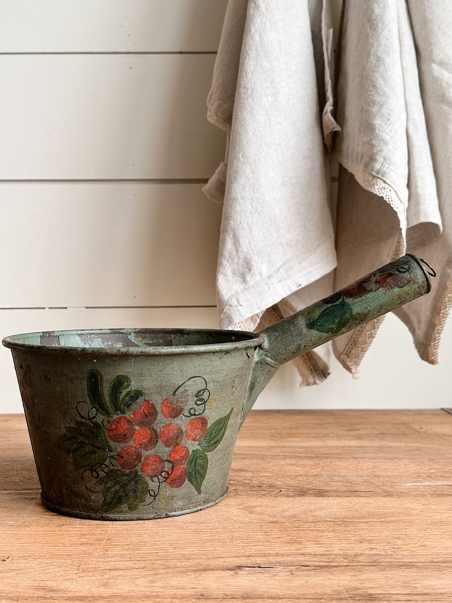Vintage Hand Painted Scoop