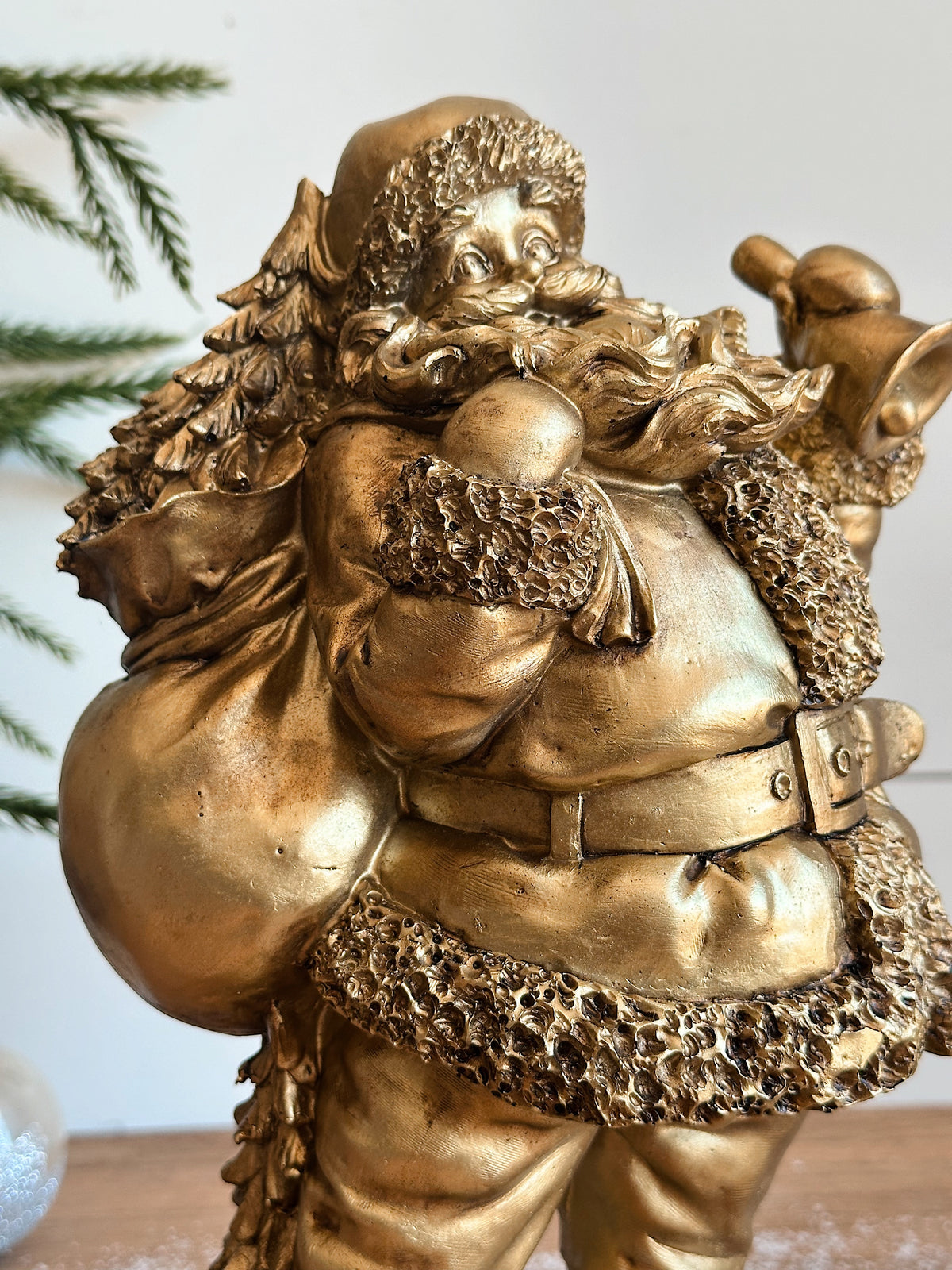 Antique Gold Santas