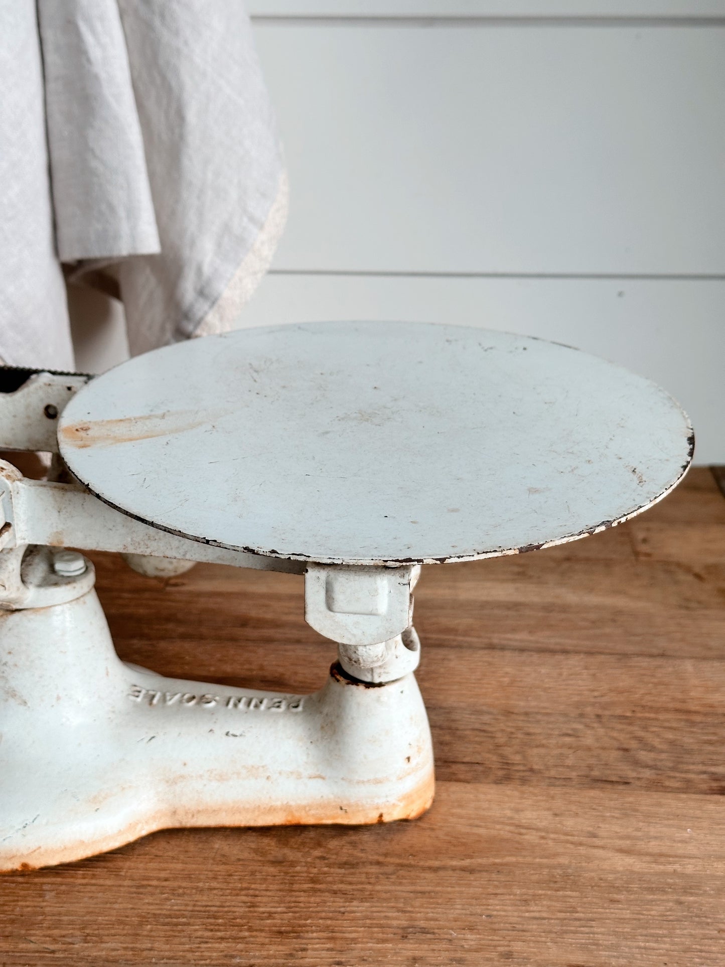 Beautiful Vintage Penn Balance Scale