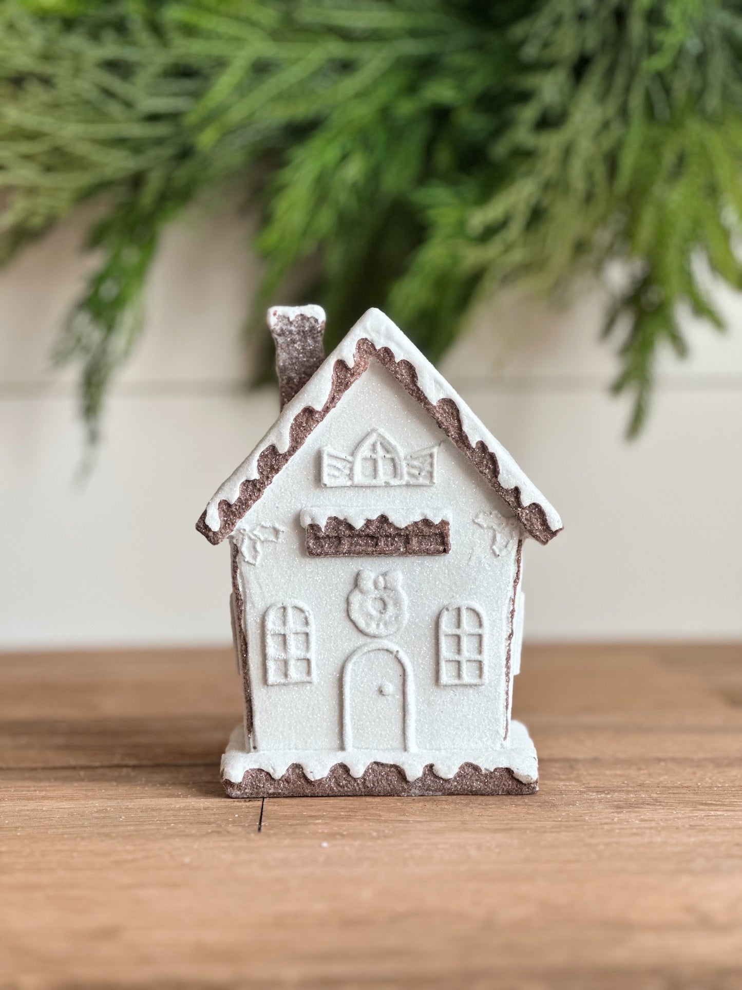 Frosted Gingerbread Houses