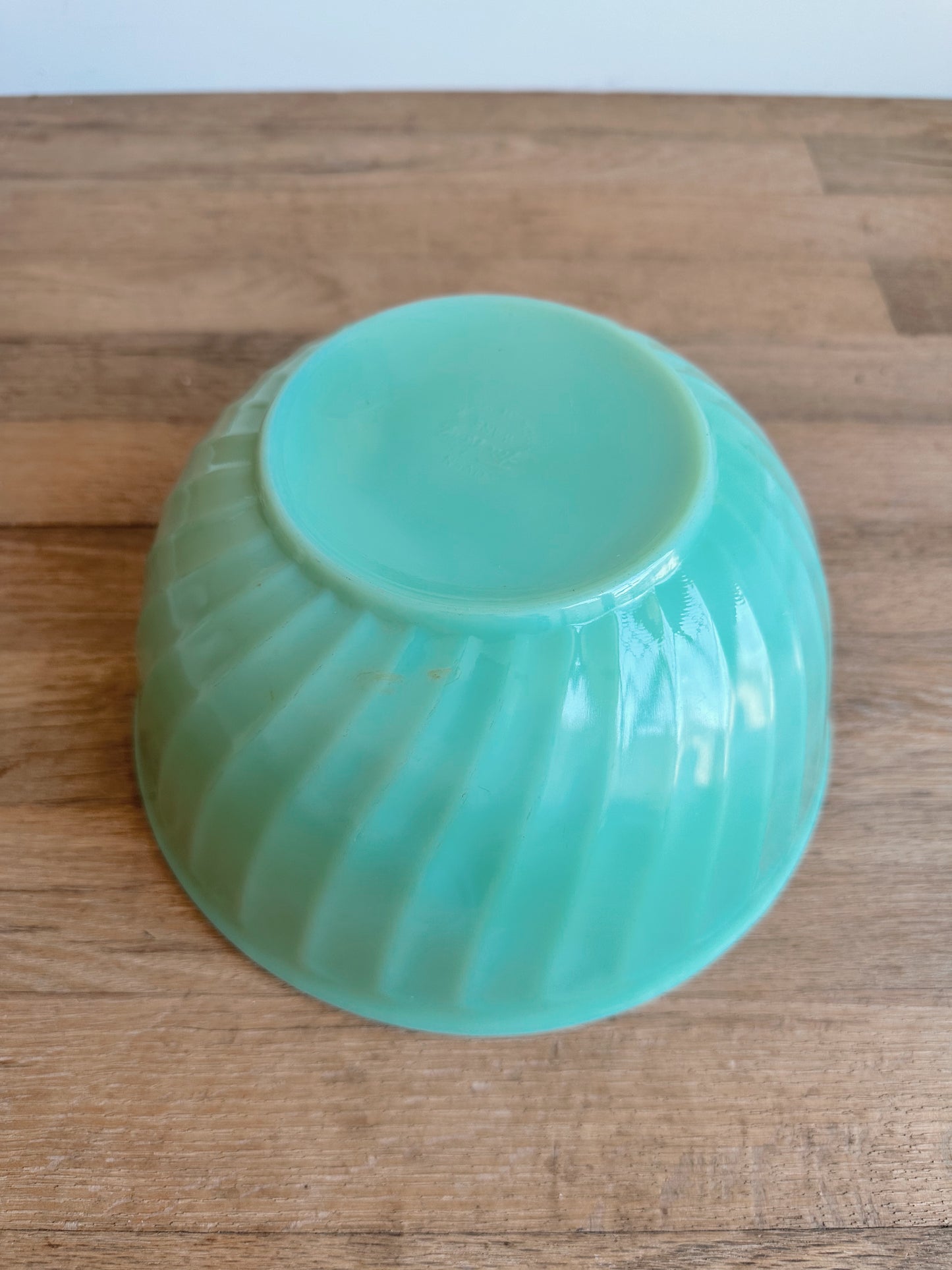 Vintage Fireking Jadite Swirl Bowl