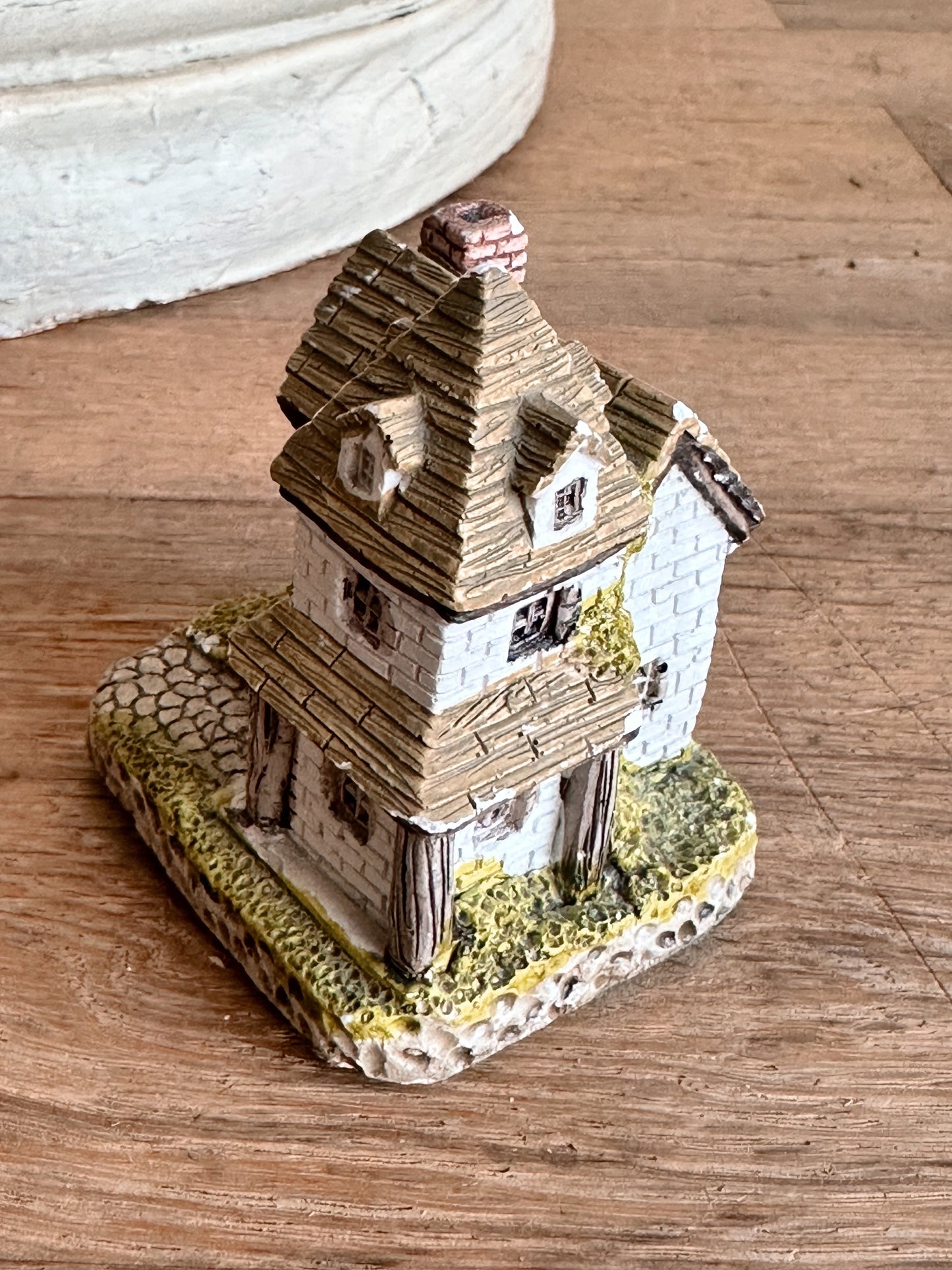 Collection of Vintage Miniature Cottages