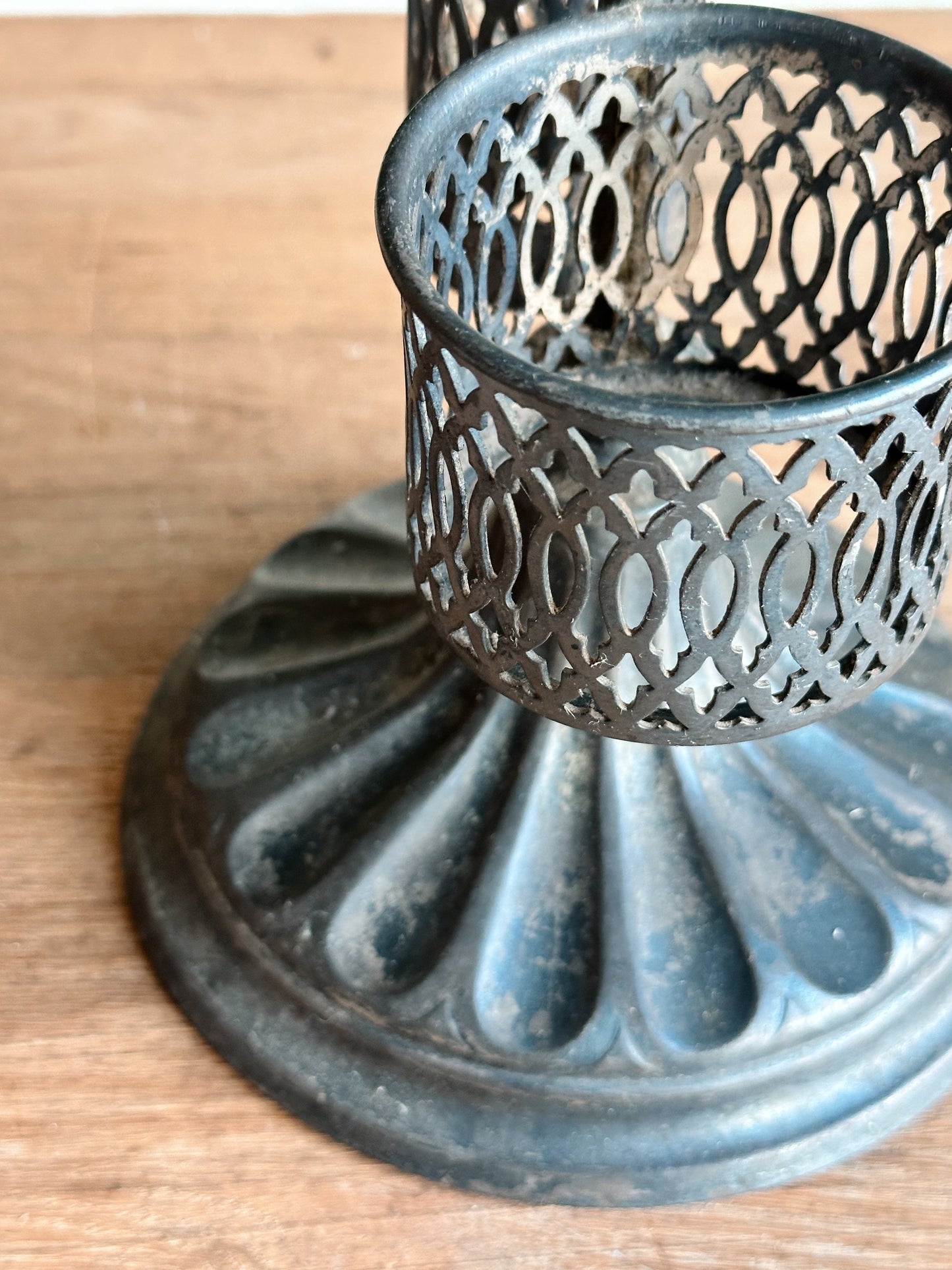 Antique Shaving Stand