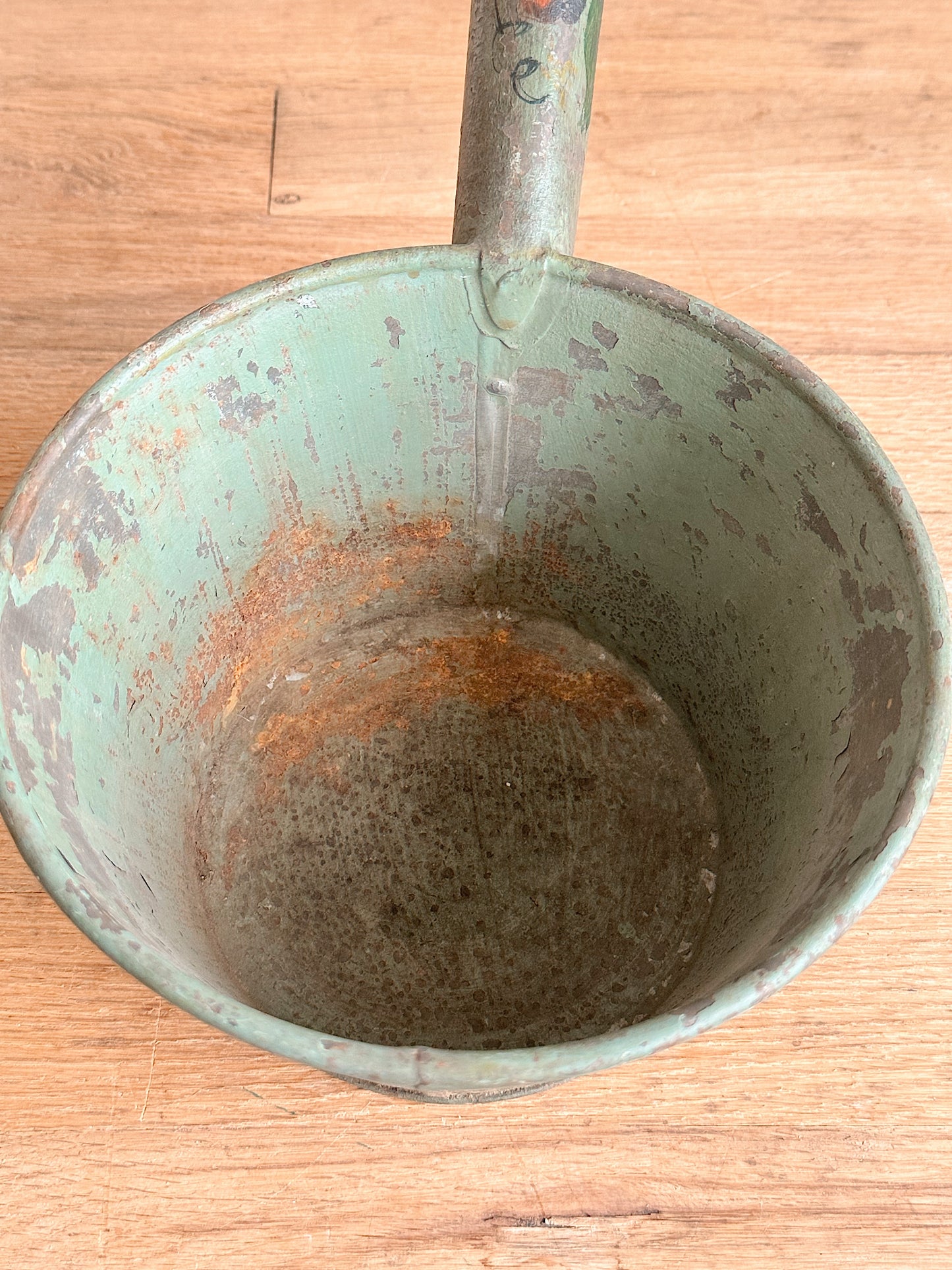 Vintage Hand Painted Scoop