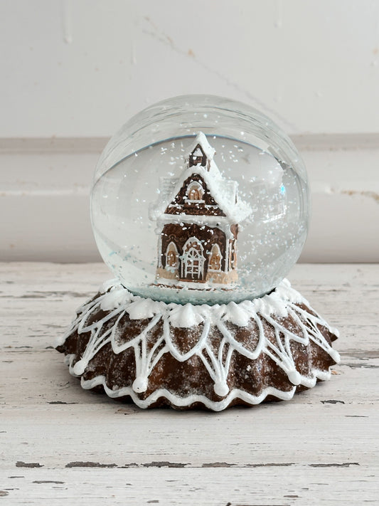 Gingerbread House Snow Globe