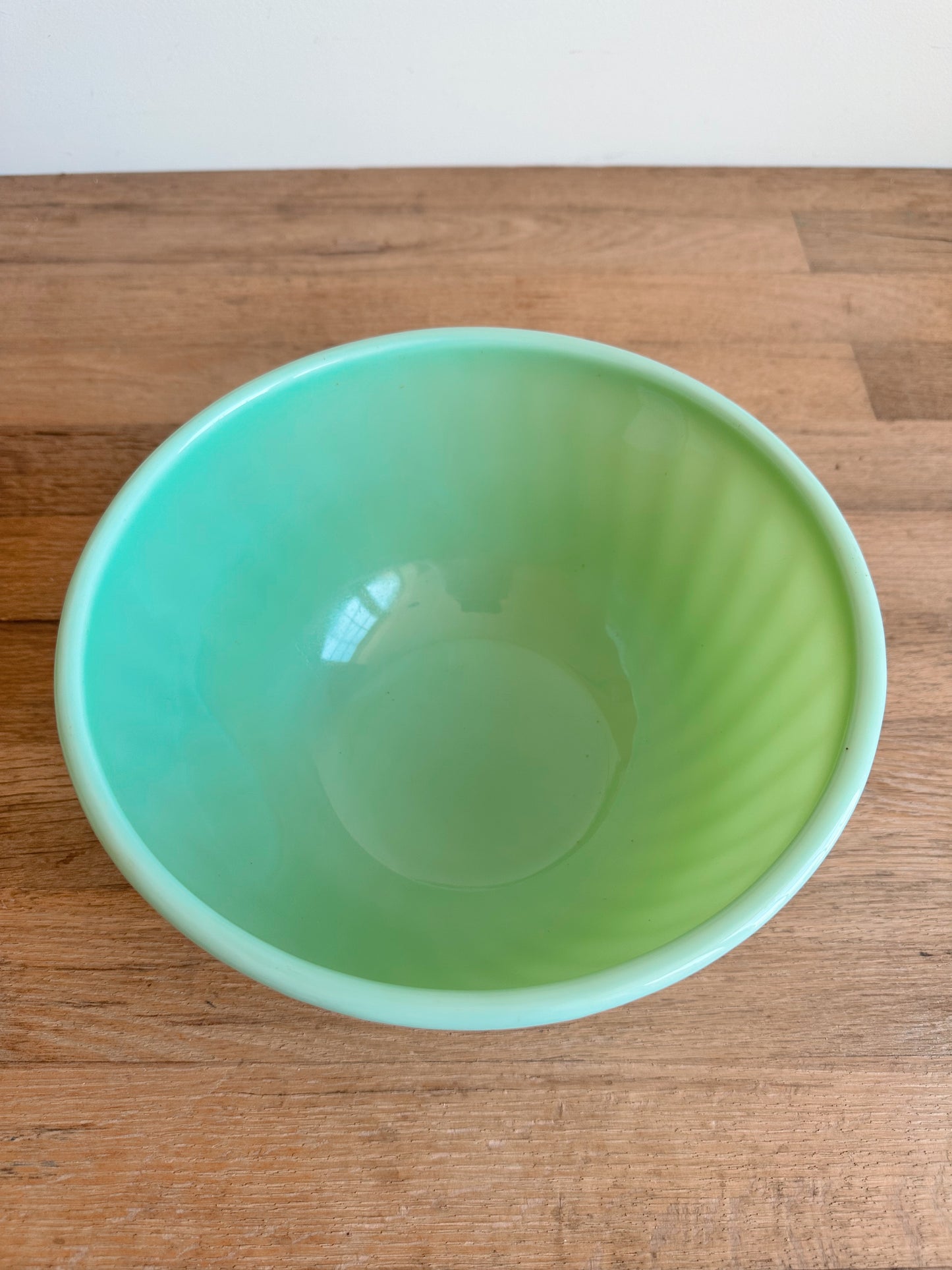 Vintage Fireking Jadite Swirl Bowl