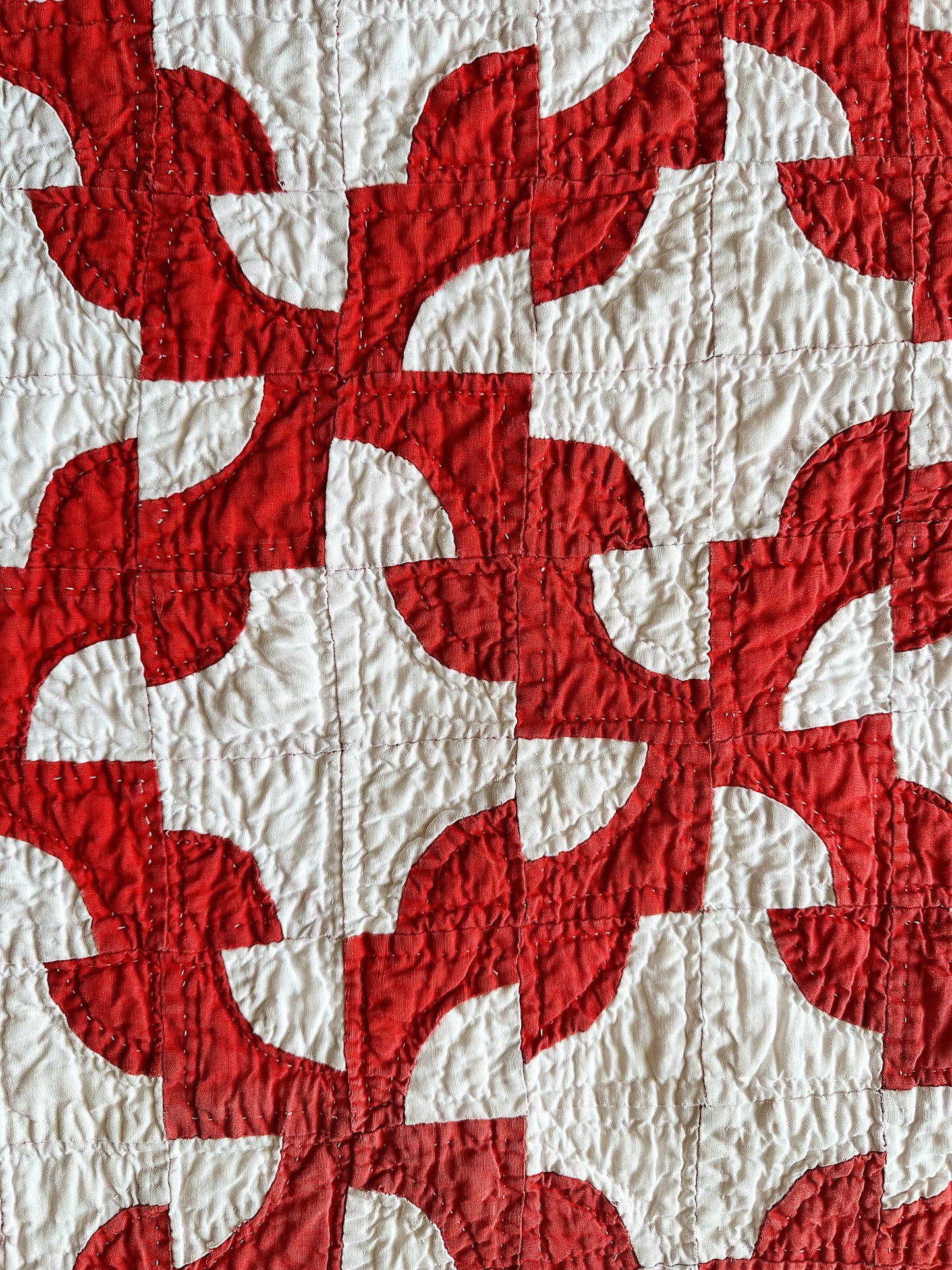 Vintage Hand Stitched Drunkards Path Quilt