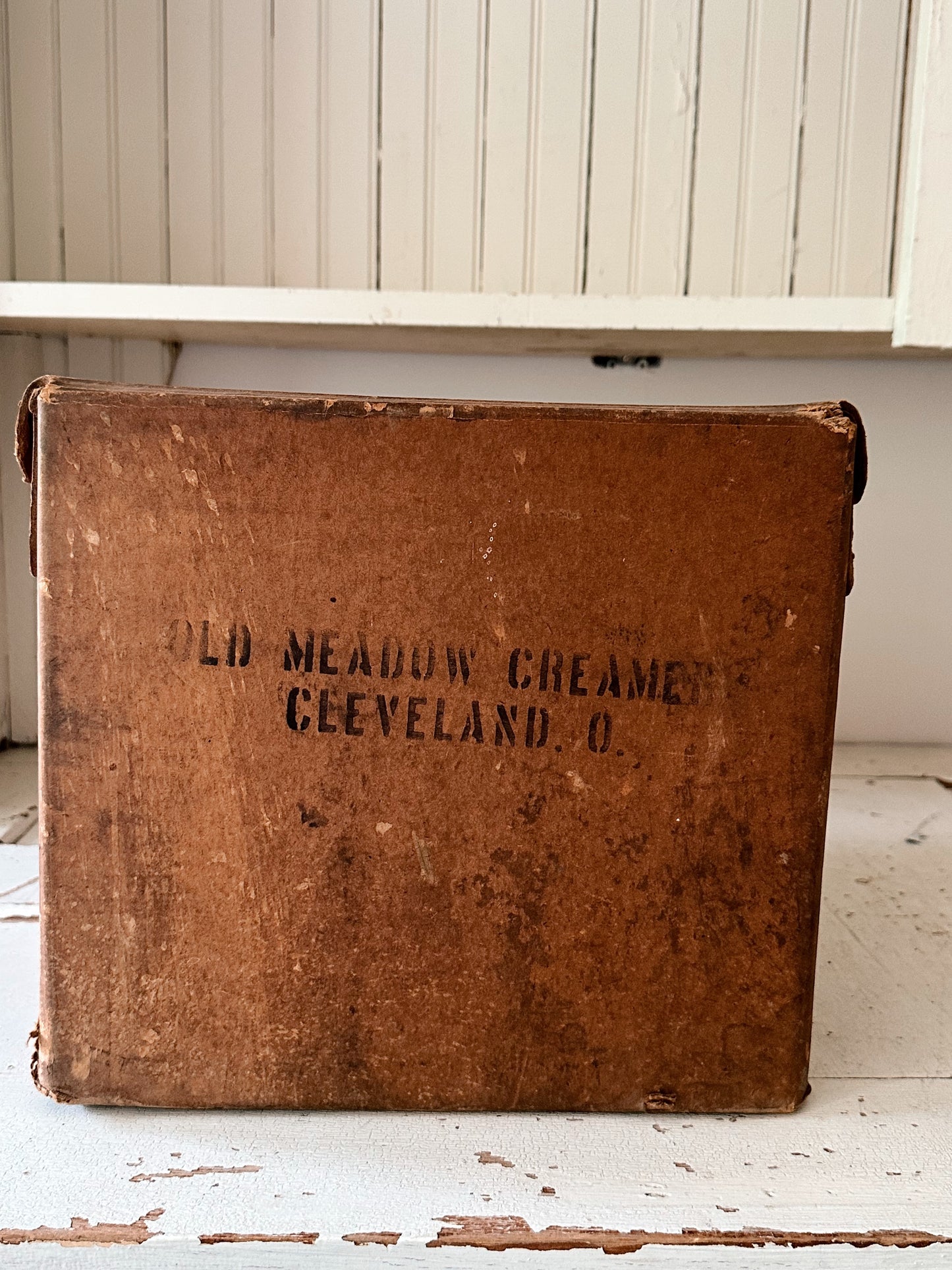 Vintage Dairy Box, Dairymen’s Ohio Farmers Milk