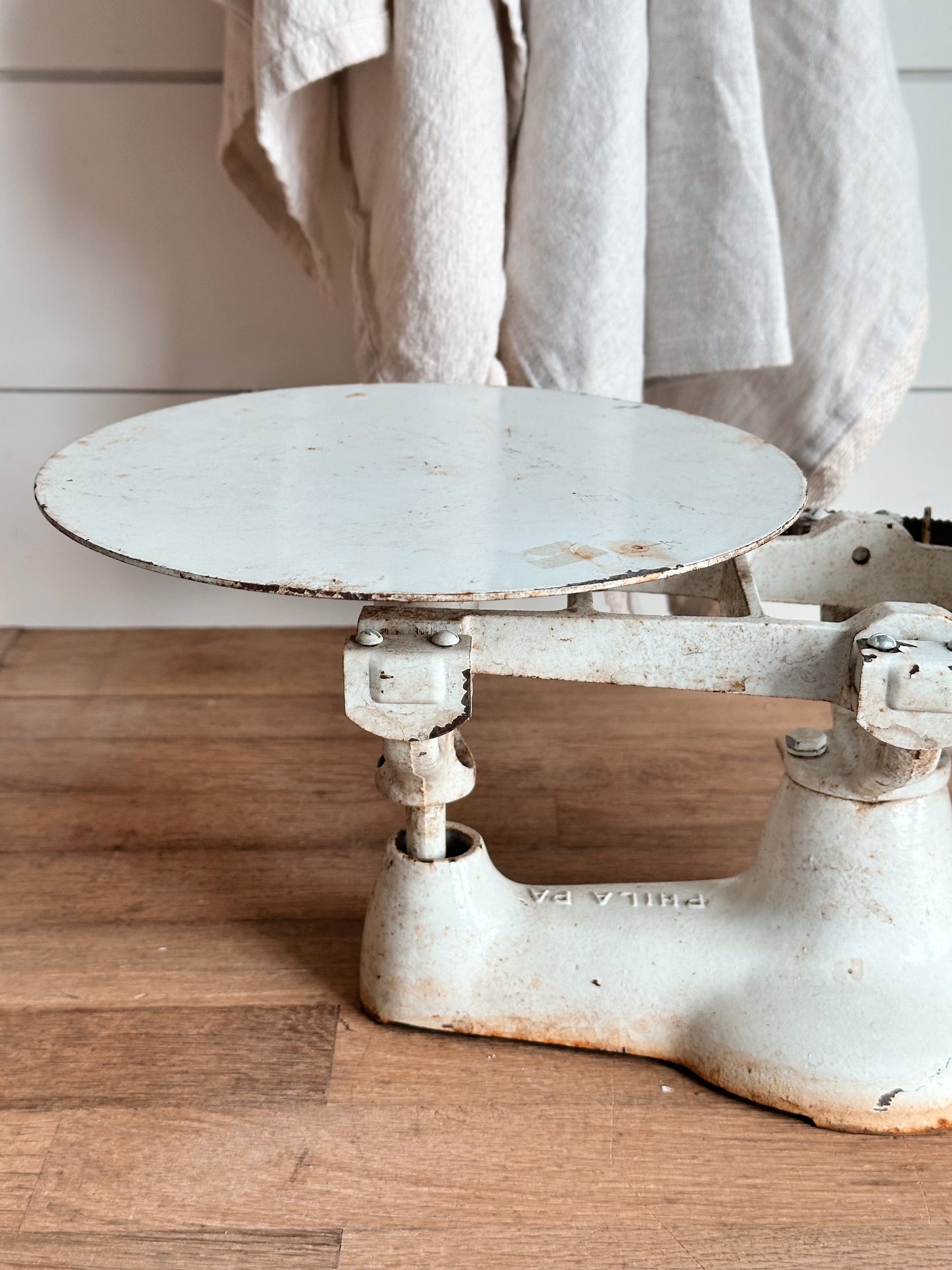 Beautiful Vintage Penn Balance Scale