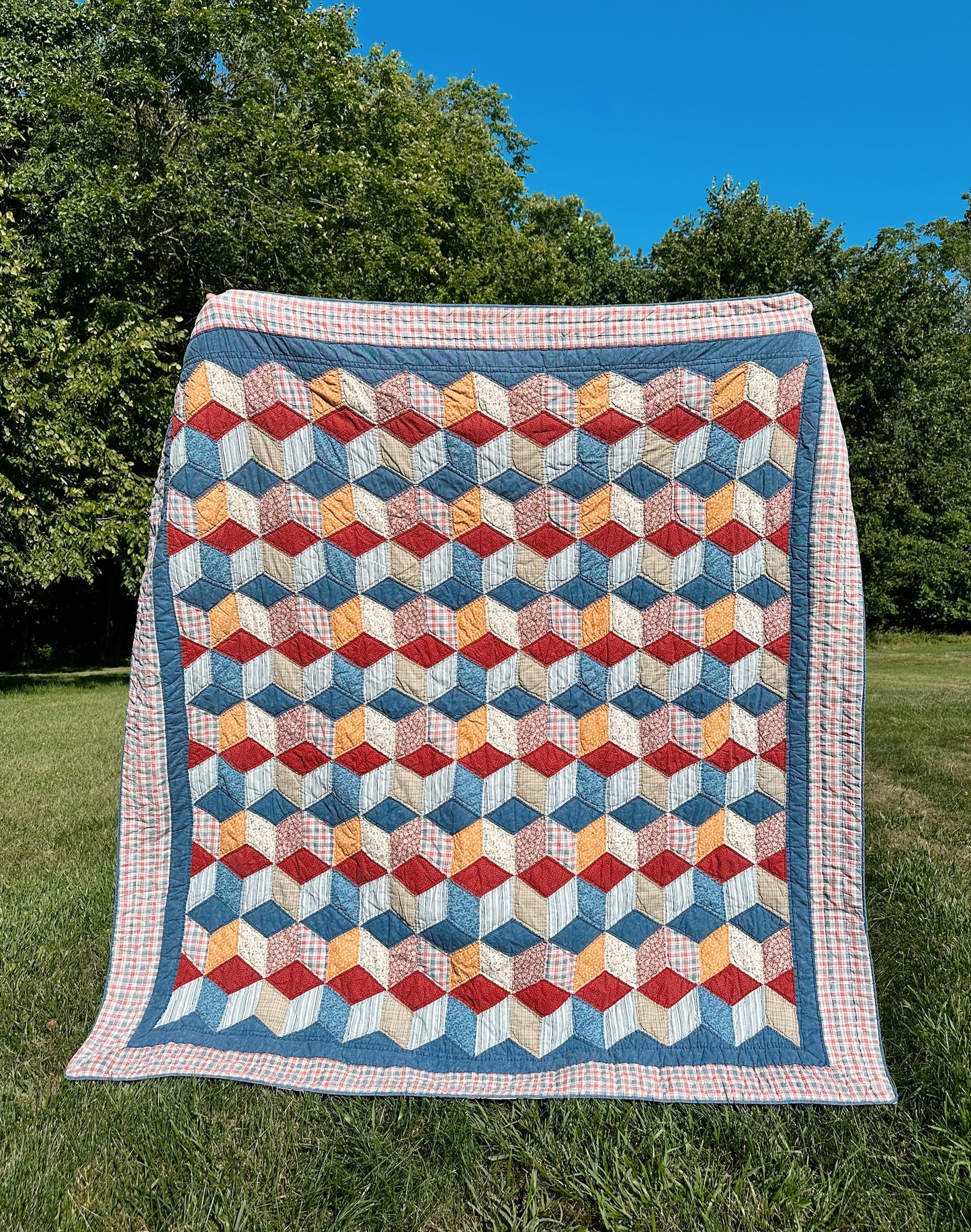 Vintage Hand Quilted Tumbling Blocks Quilt