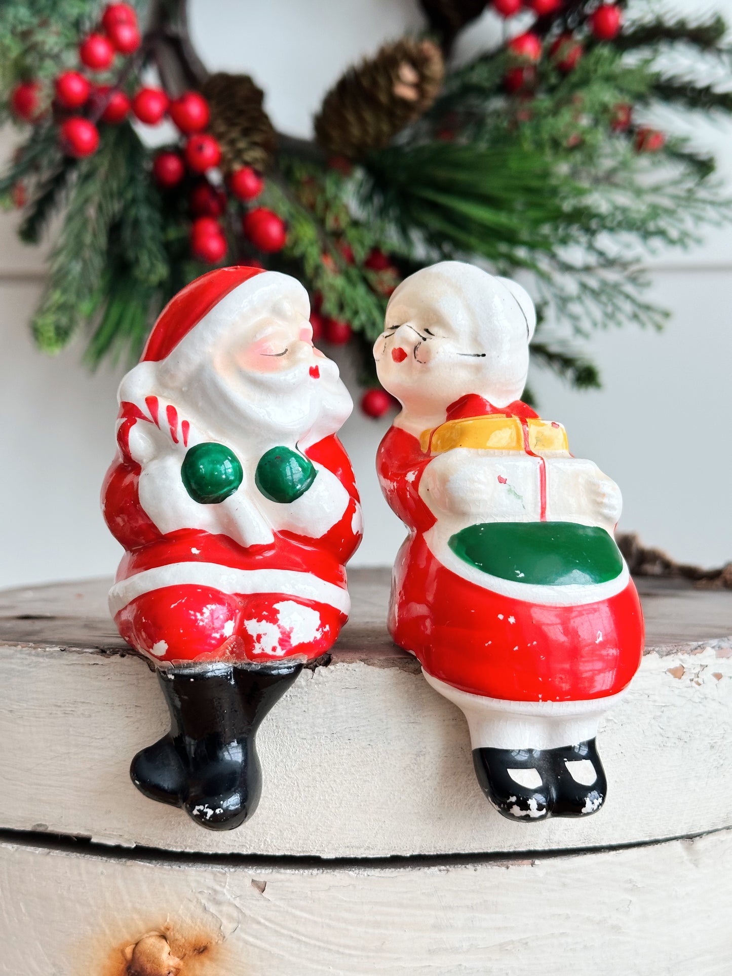 Vintage Shelf Sitting Santa & Mrs Clause Salt and Pepper Shakers