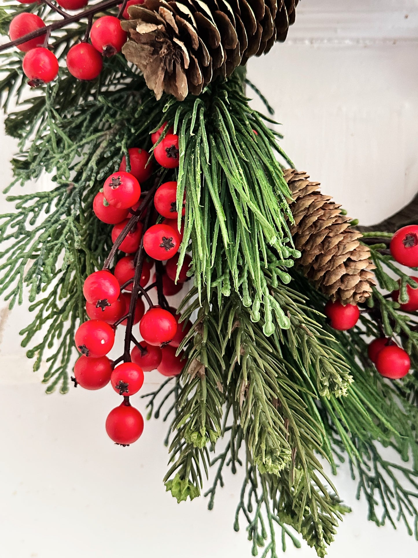 Evergreen & Red Berry Candle Ring, Wreath