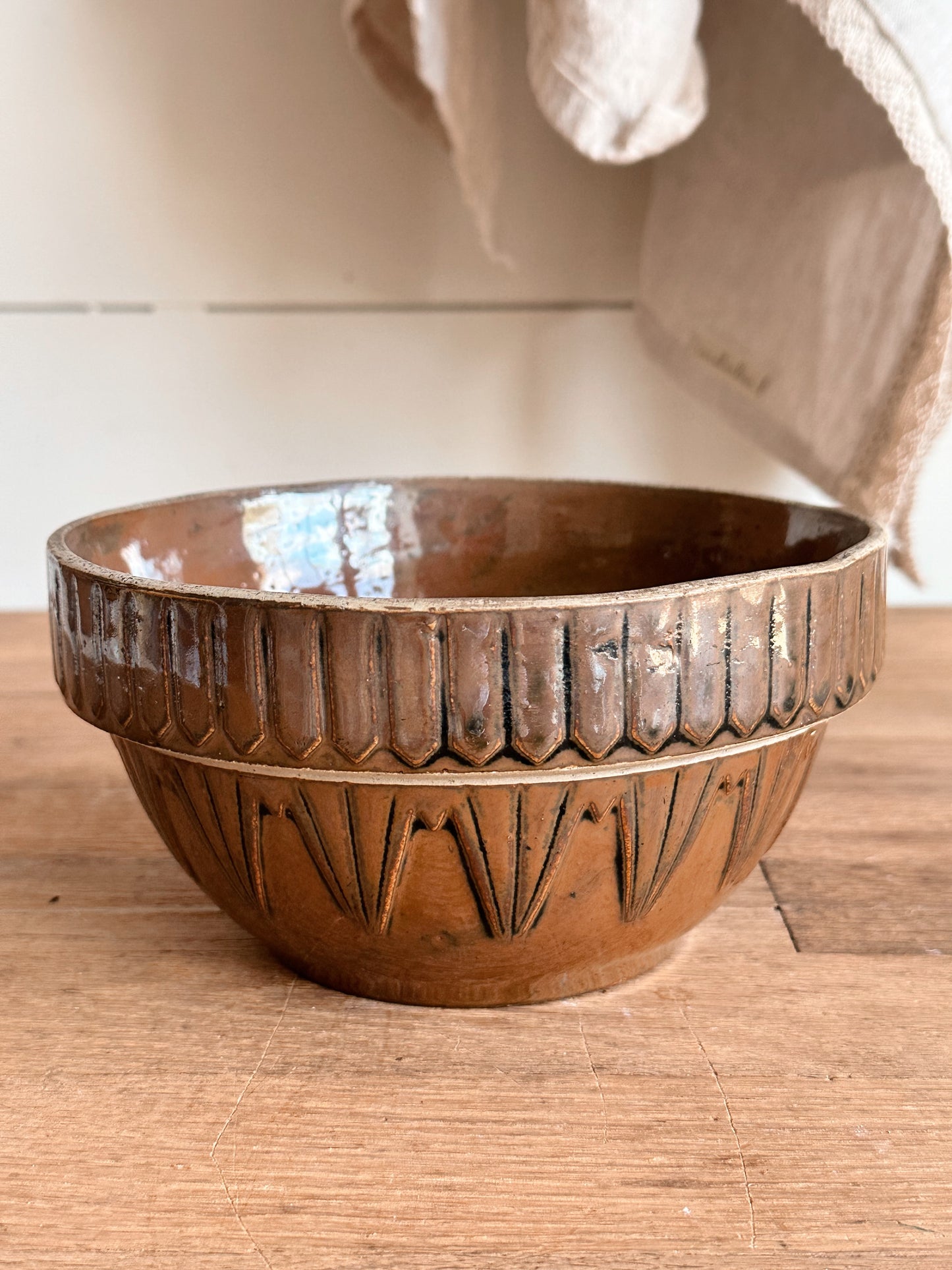 Small Vintage Picket Fence Stoneware Bowl