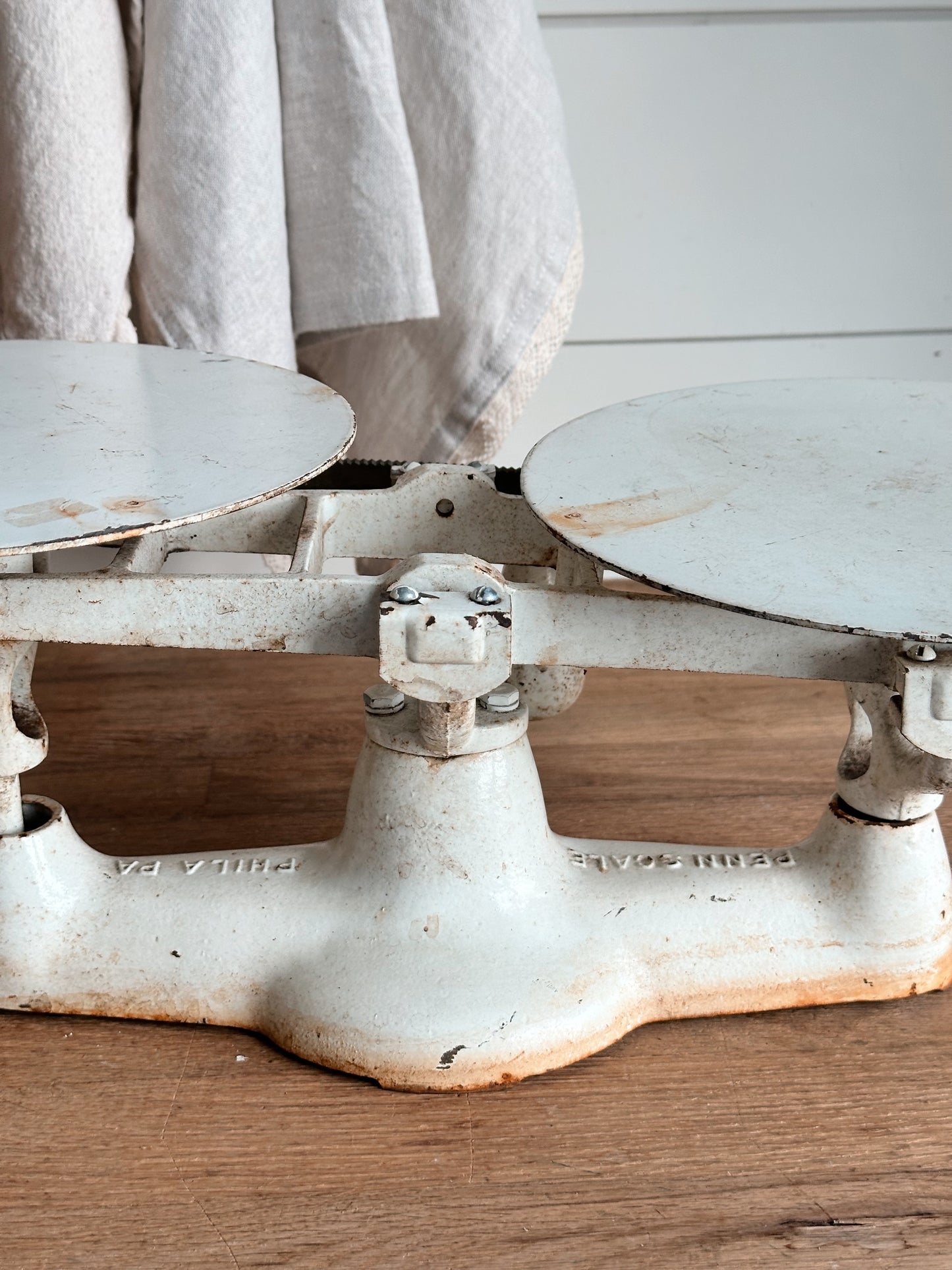 Beautiful Vintage Penn Balance Scale