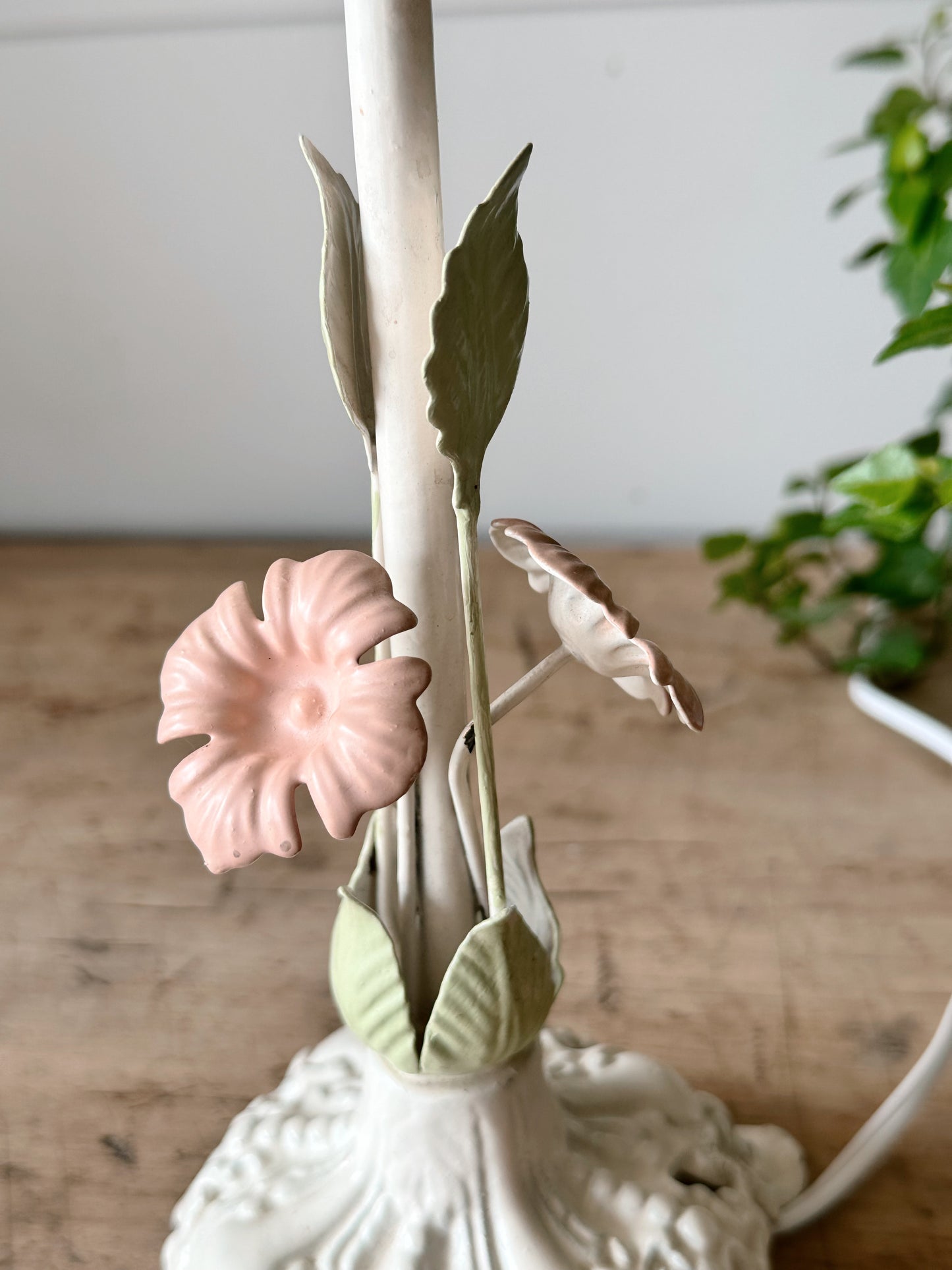 Vintage Floral Tole Lamp