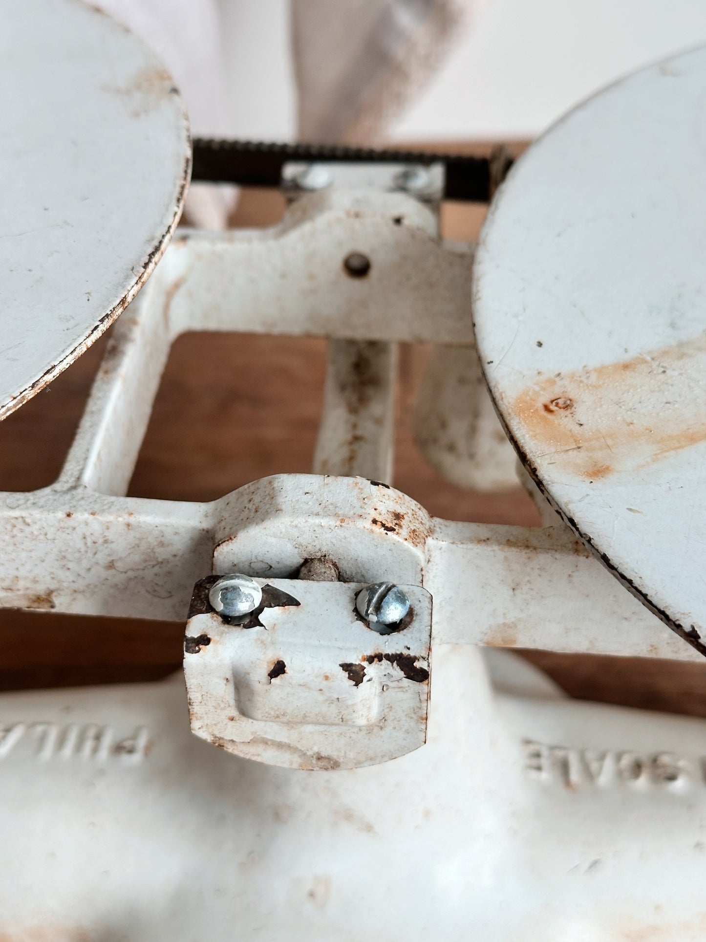 Beautiful Vintage Penn Balance Scale