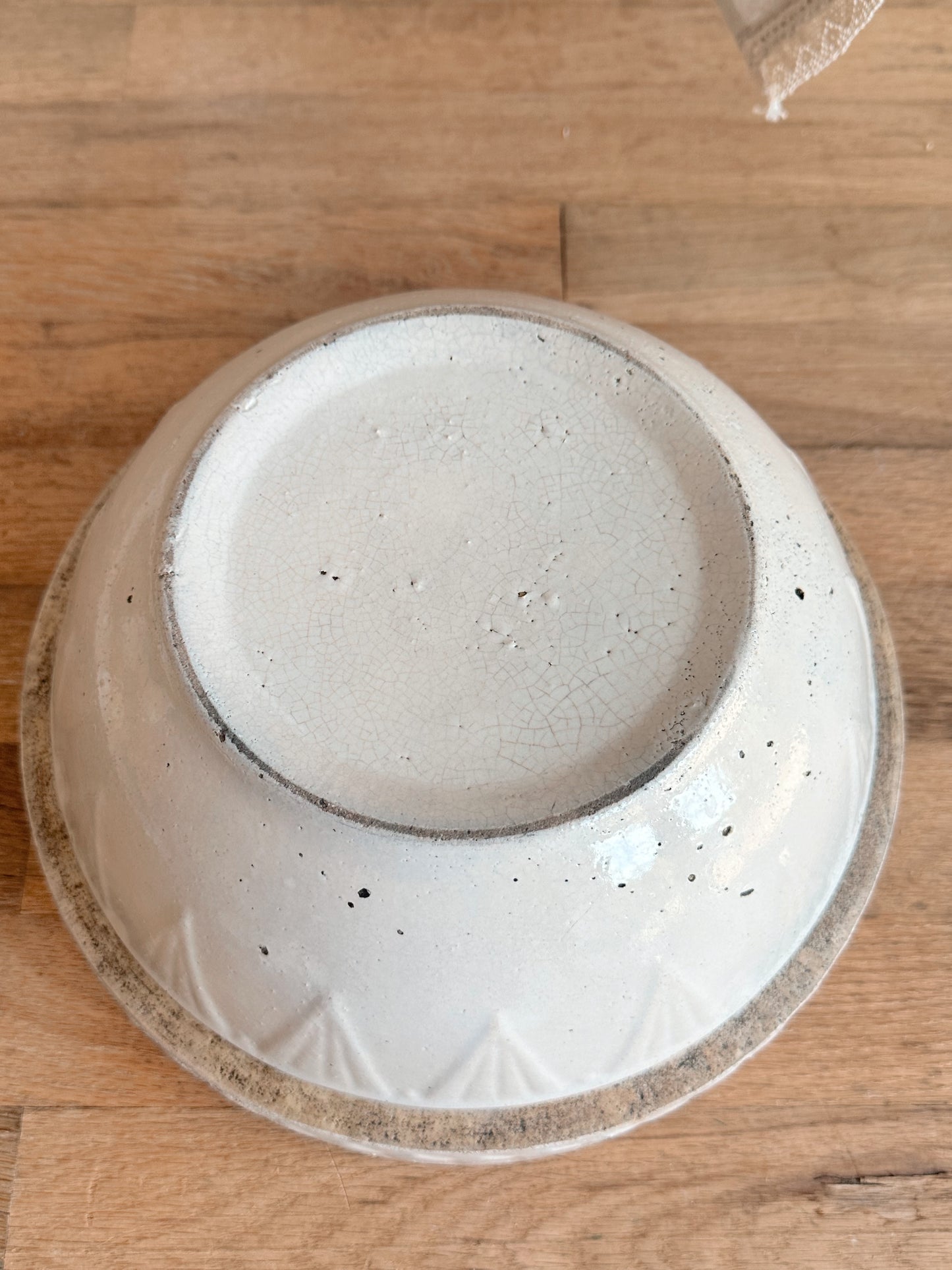 Large Vintage Picket Fence Stoneware Bowl