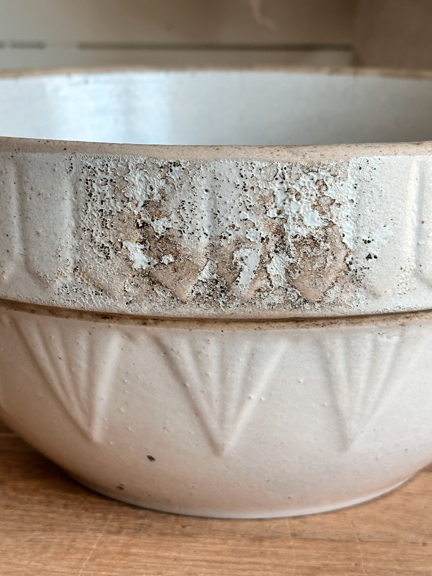 Large Vintage Picket Fence Stoneware Bowl