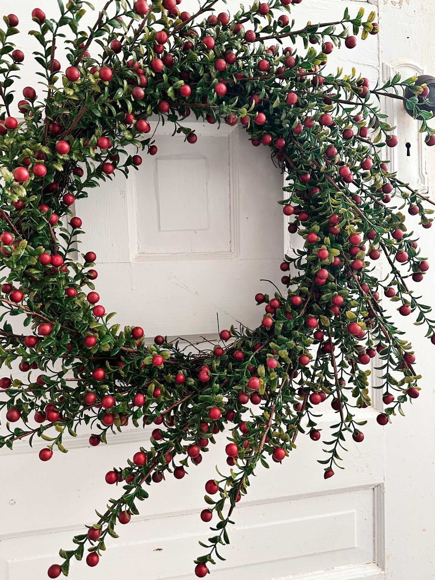 Cottage Christmas Berry Wreath