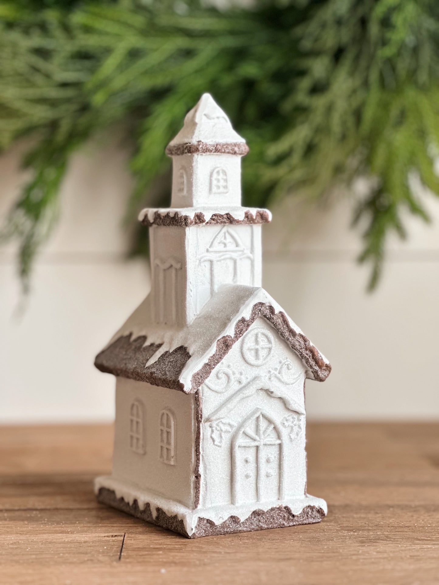 Frosted Gingerbread Houses