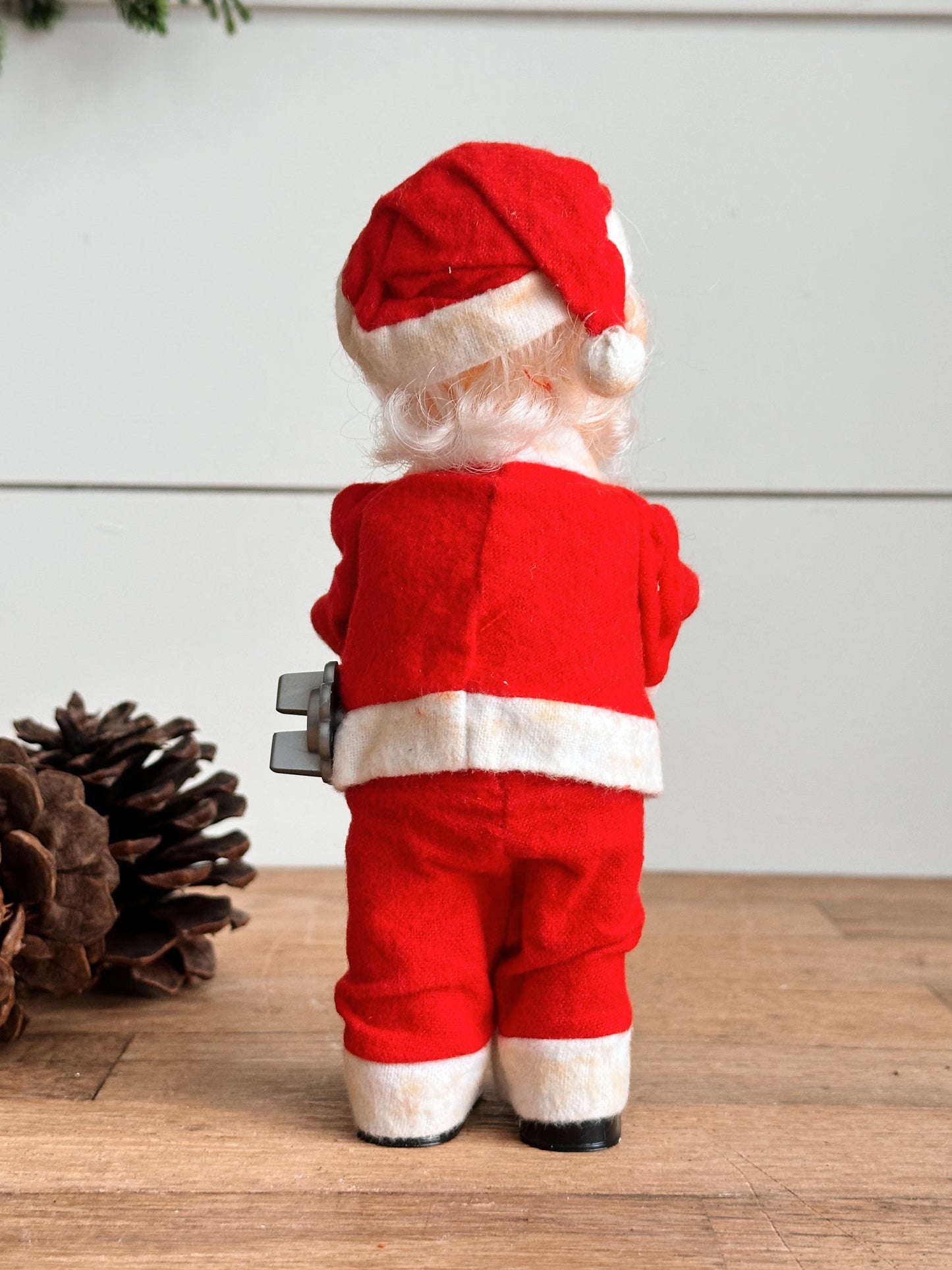 Vintage Drumming Santa