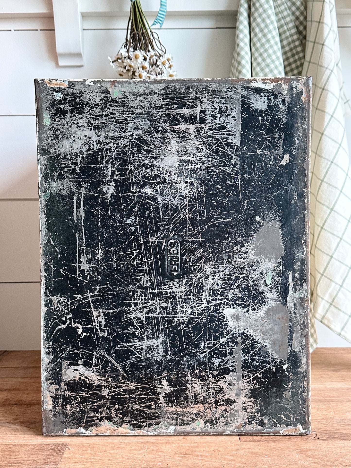 Vintage Roll Top Metal Bread Box