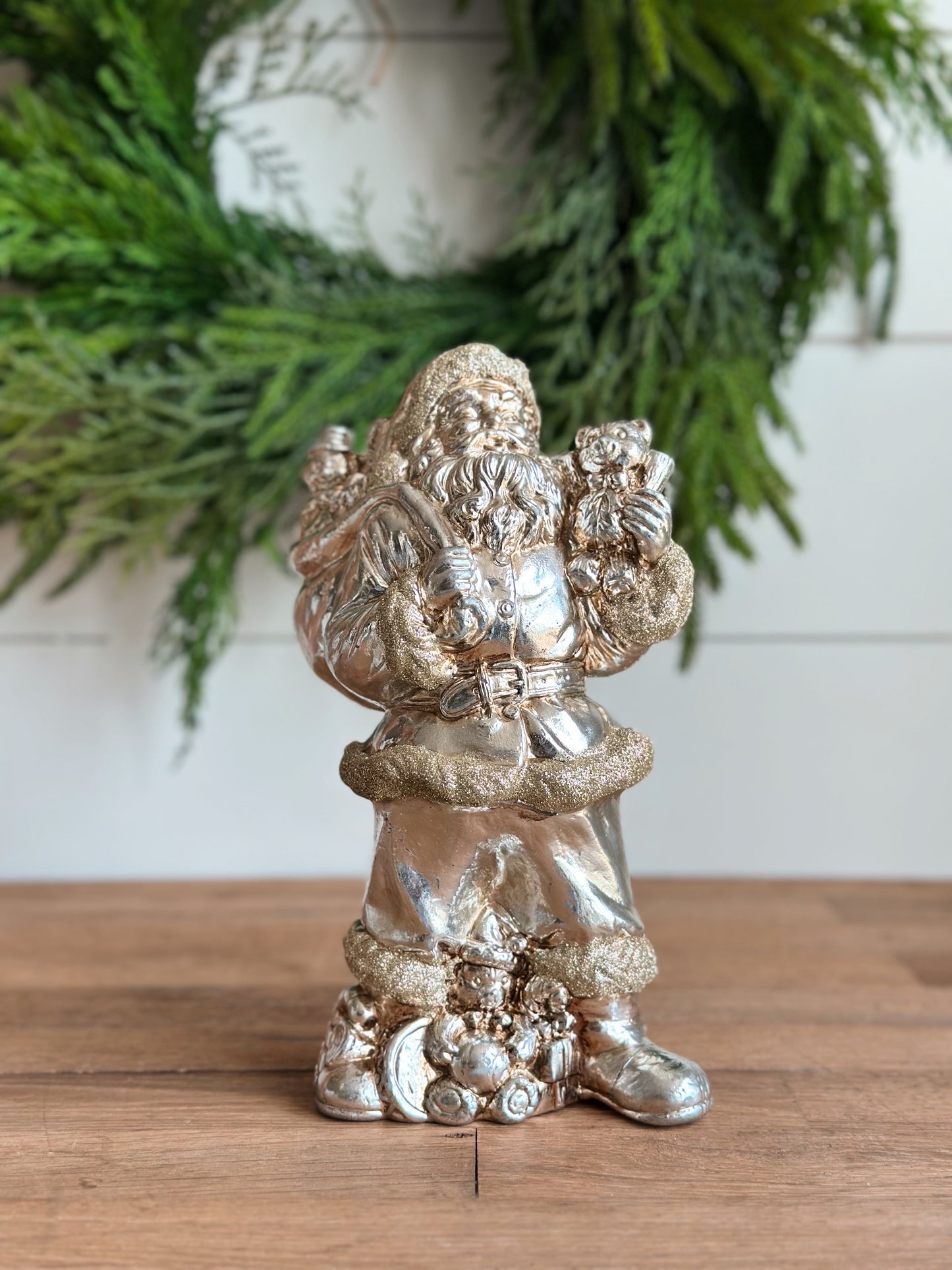 Antiqued Silver Santas