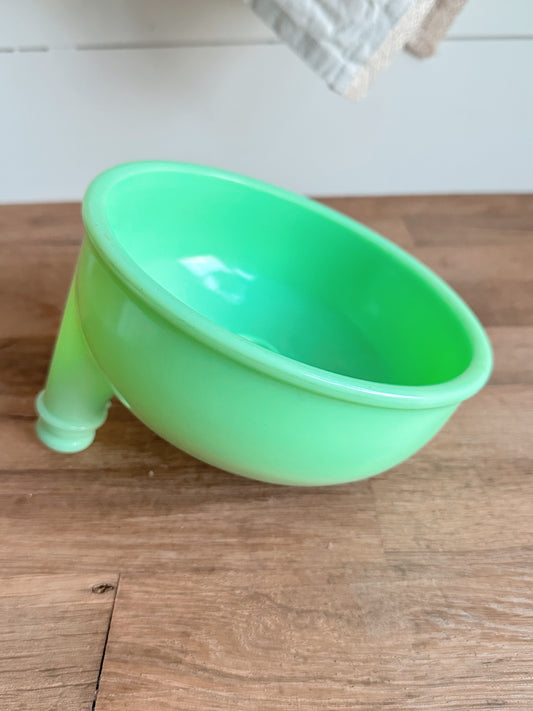 Vintage Jadeite Sunbeam Mix Master Juicer Bowl