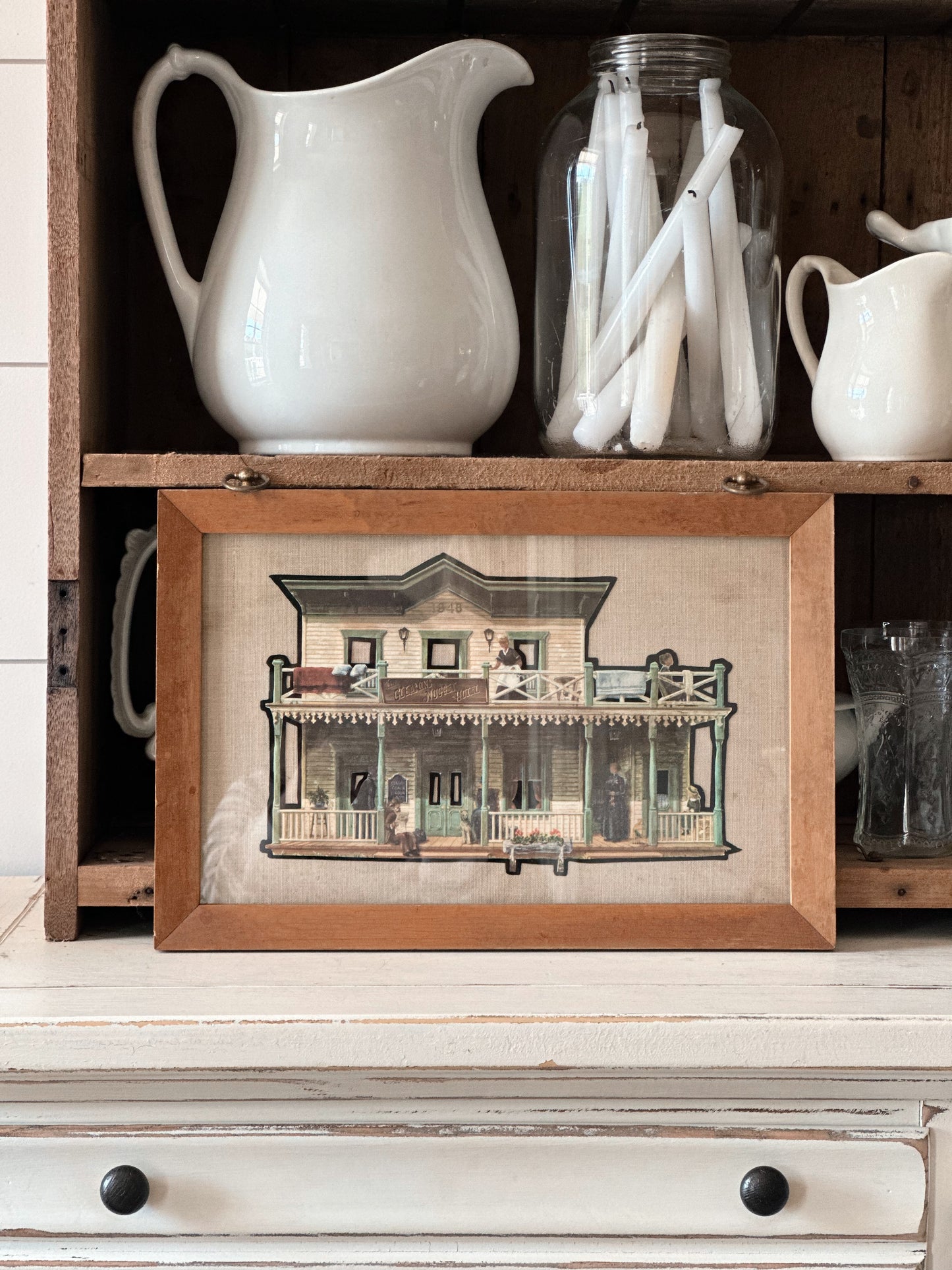 Vintage Framed Hotel Cutout