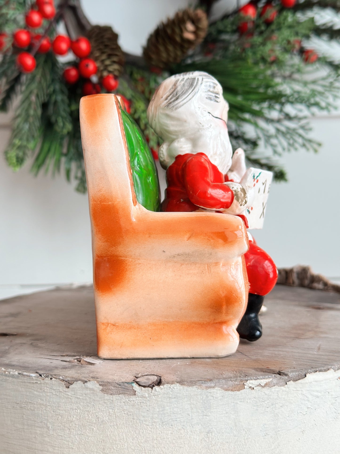 Vintage Santa & Mrs Clause Bank