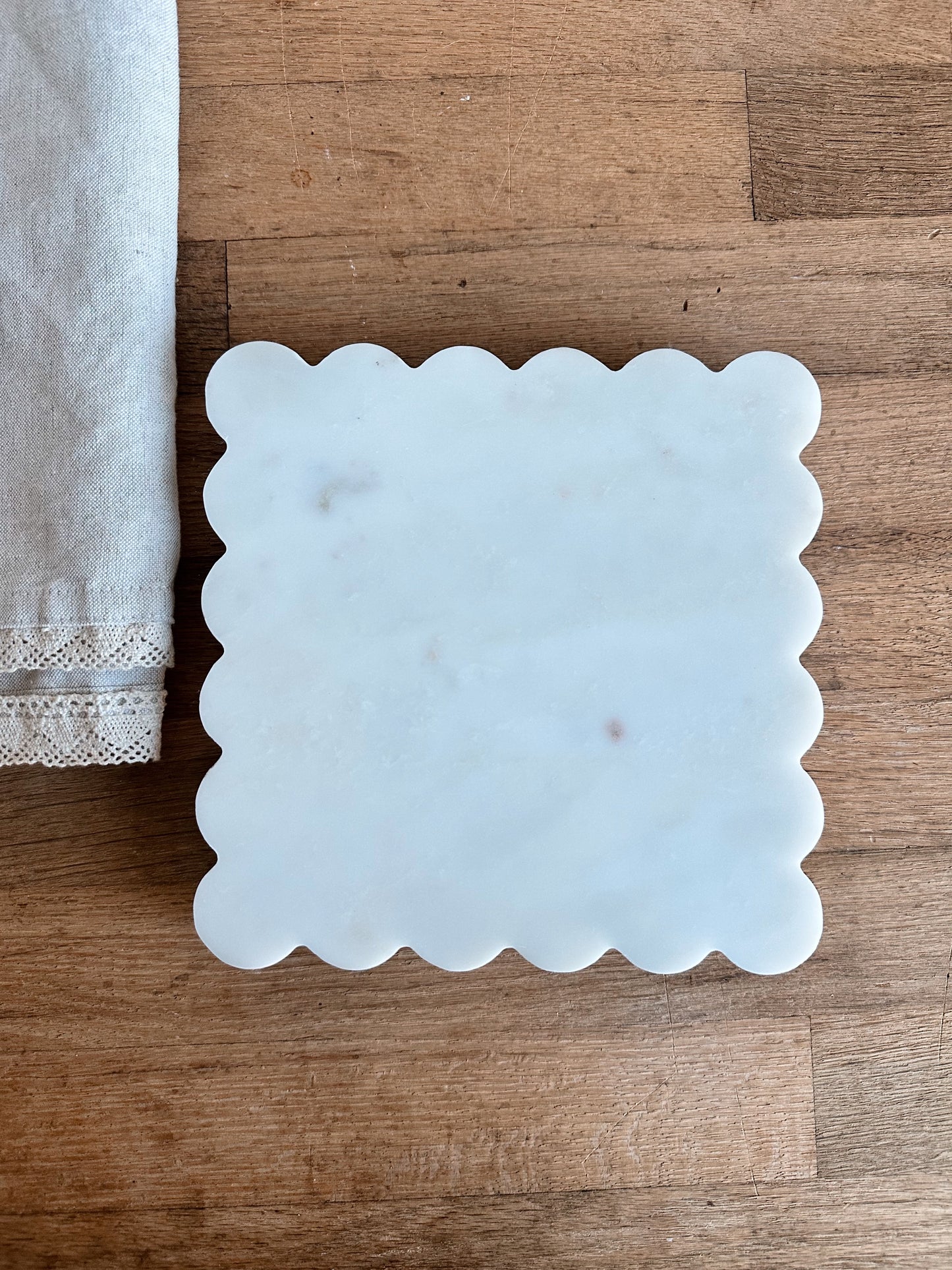 Scalloped Square Marble Trivet