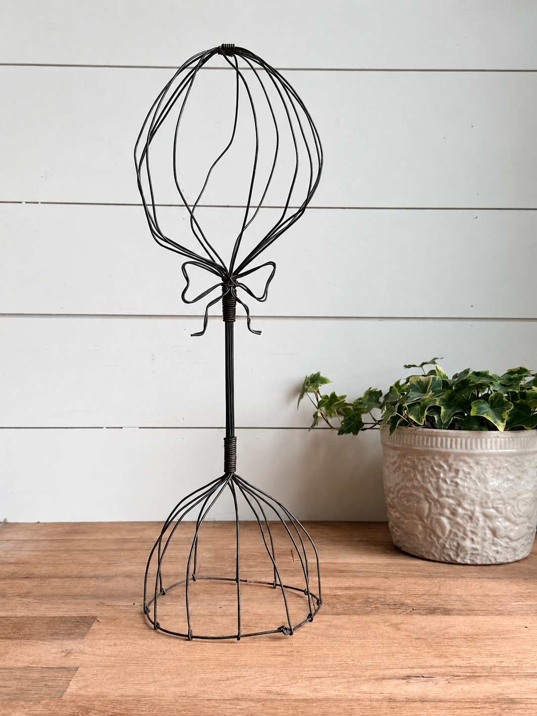 Vintage Metal Wire Hat Stand