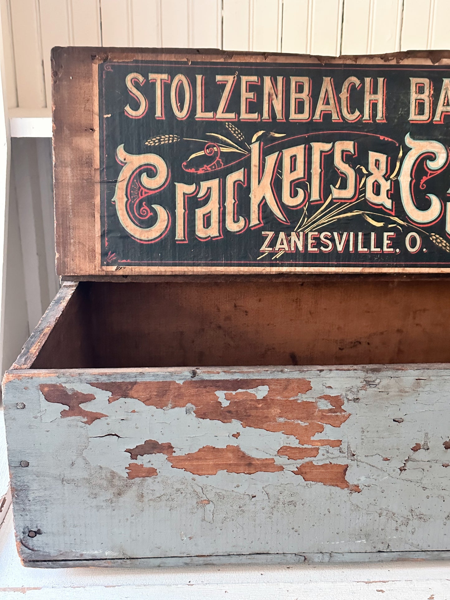 Antique Stolzenbach Bakery Box