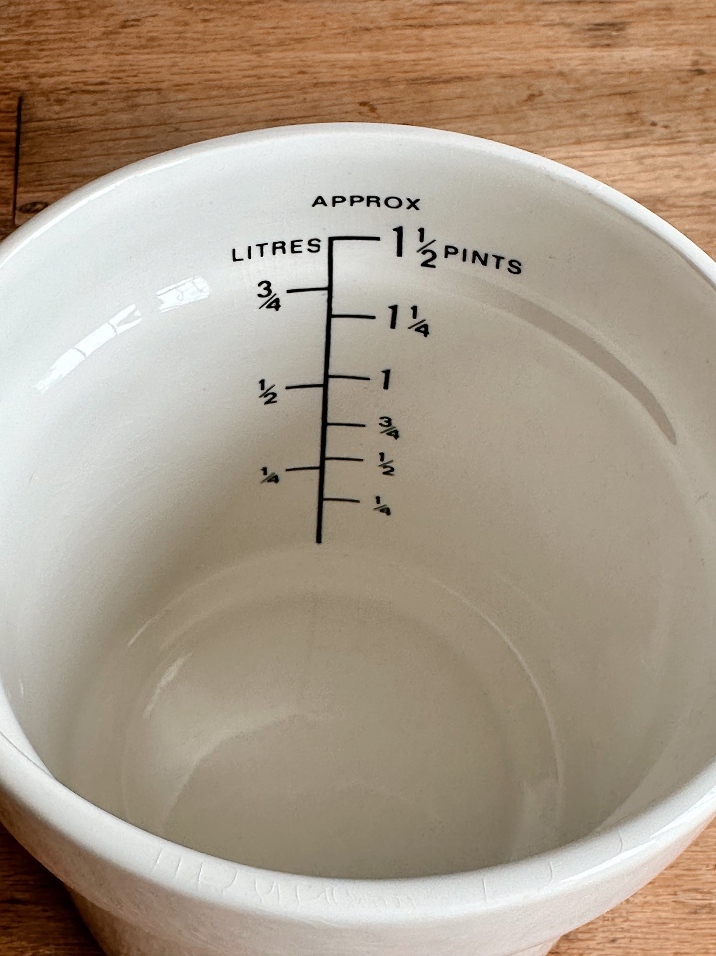 Vintage English Liquid Measuring Cup