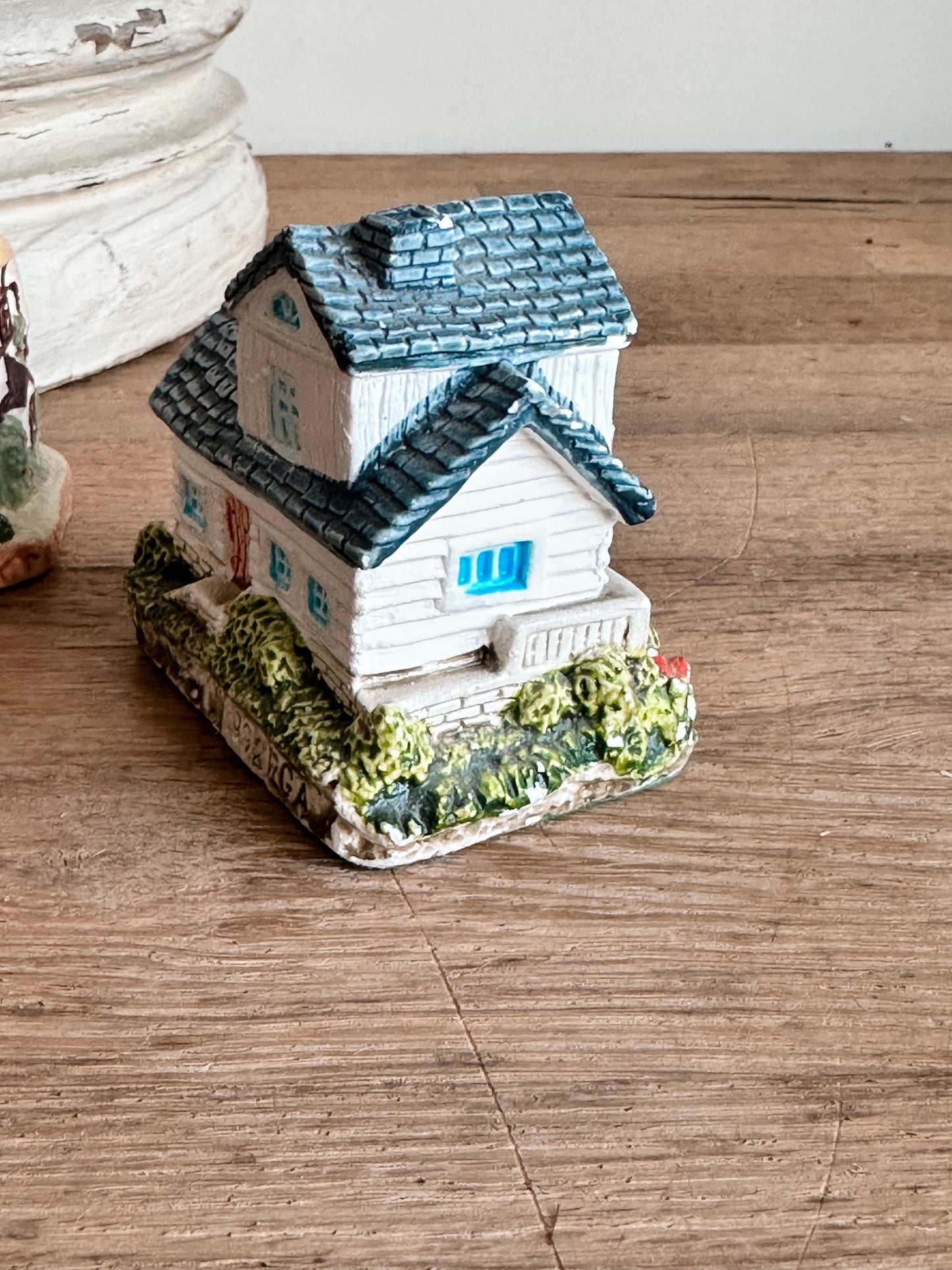 Collection of Vintage Miniature Cottages