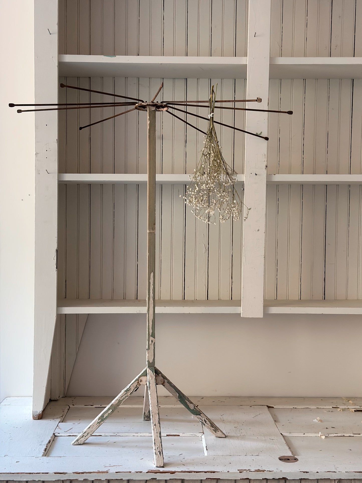 Chippy Vintage Drying Rack