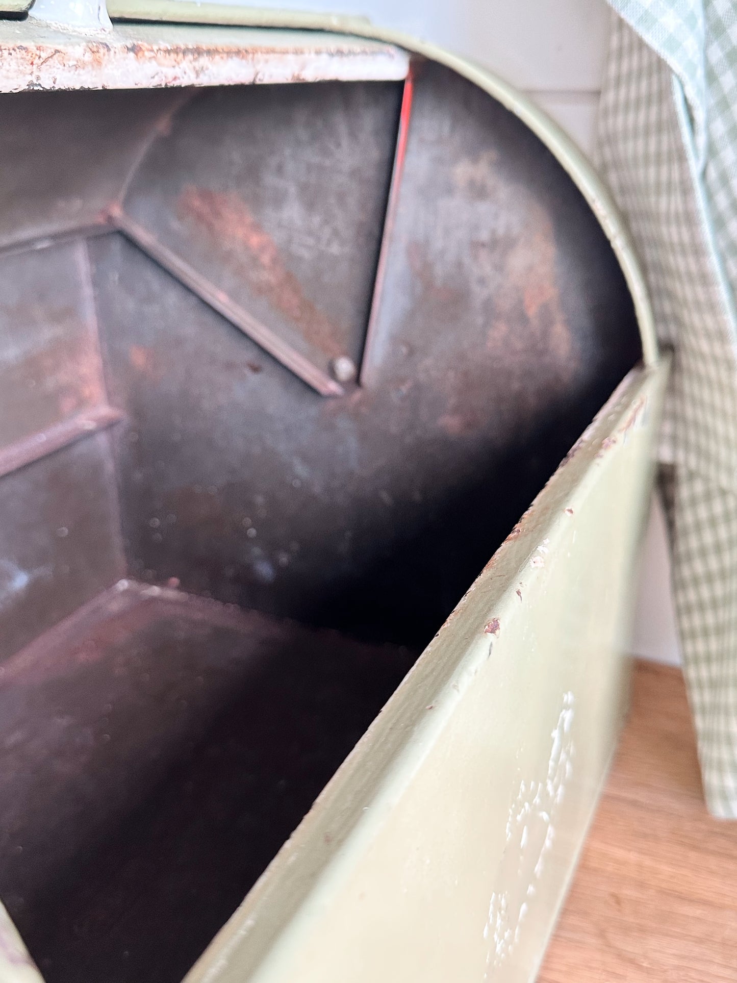 Vintage Roll Top Metal Bread Box