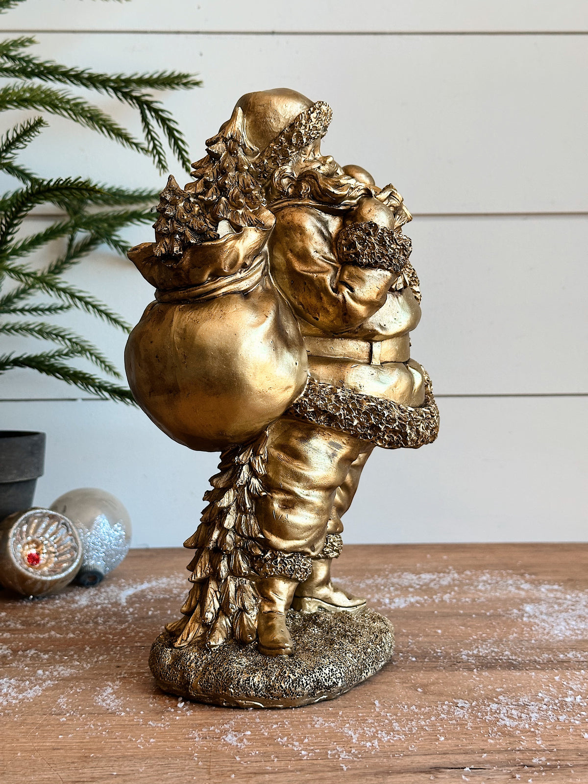 Antique Gold Santas